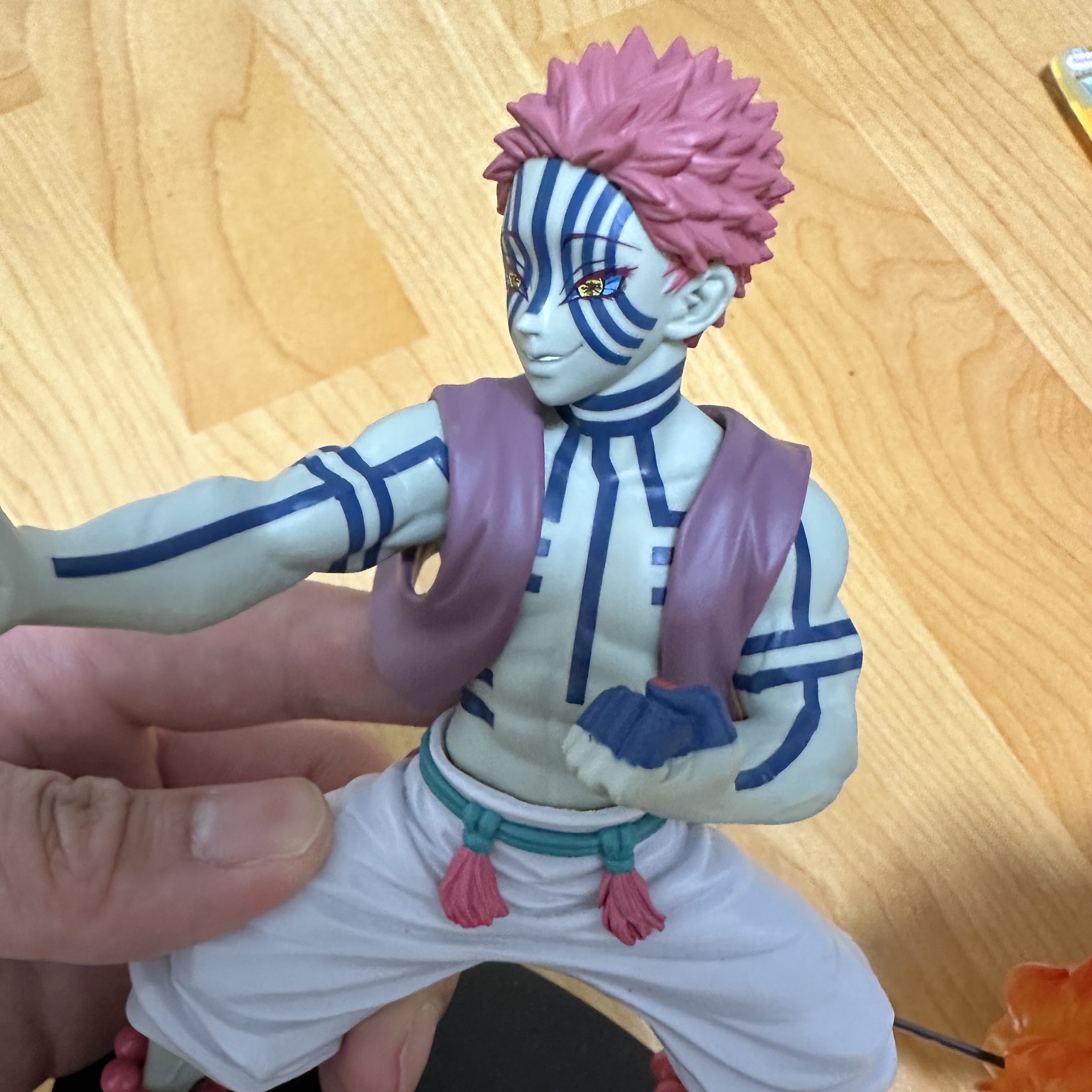 Bandai Ichiban Kuji Demon Slayer Kimetsu no Yaiba - Upper Rank Three Last One Prize Akaza MASTERLISE 착용 스타일