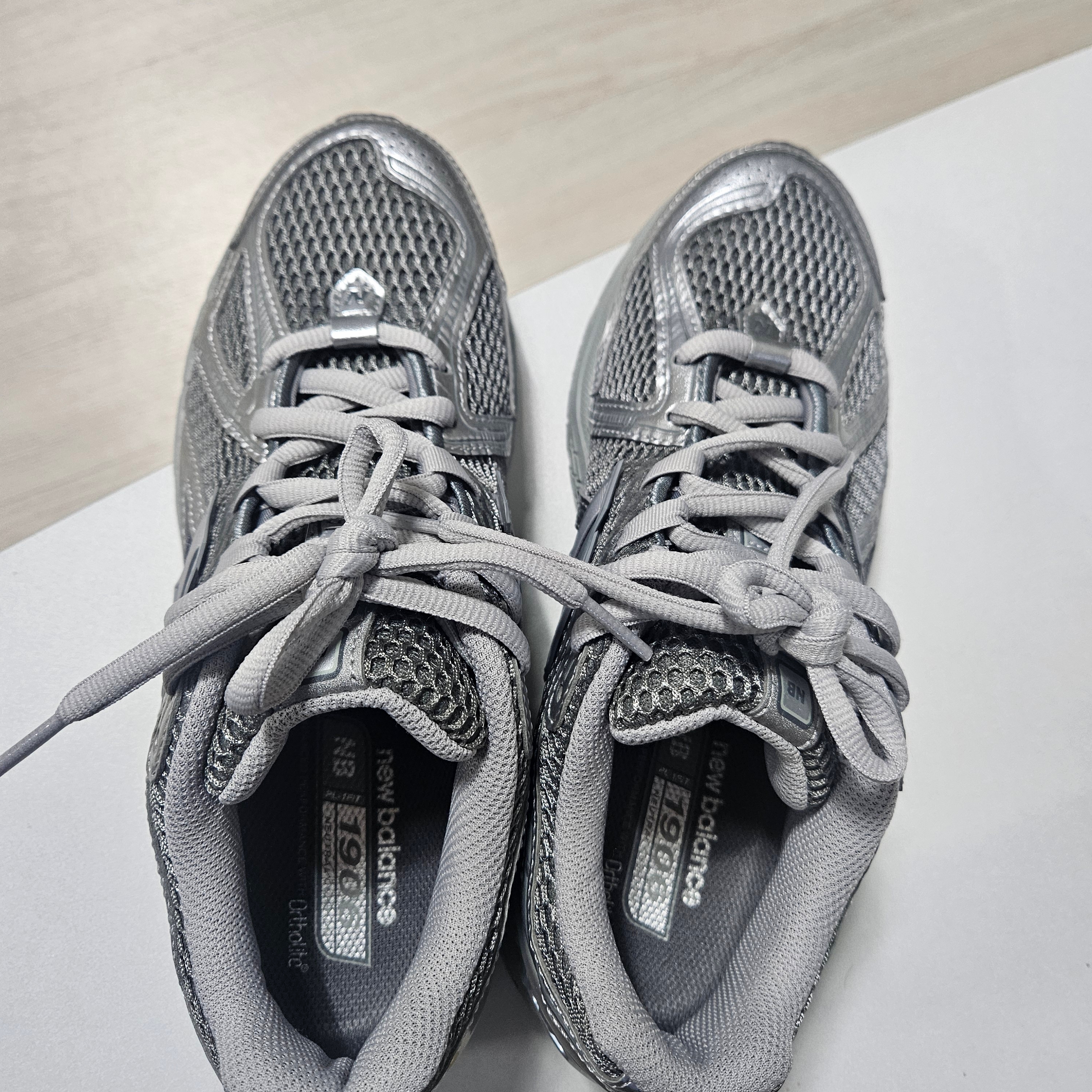 New Balance 1906R Harbor Grey Silver Metalic 착용 스타일