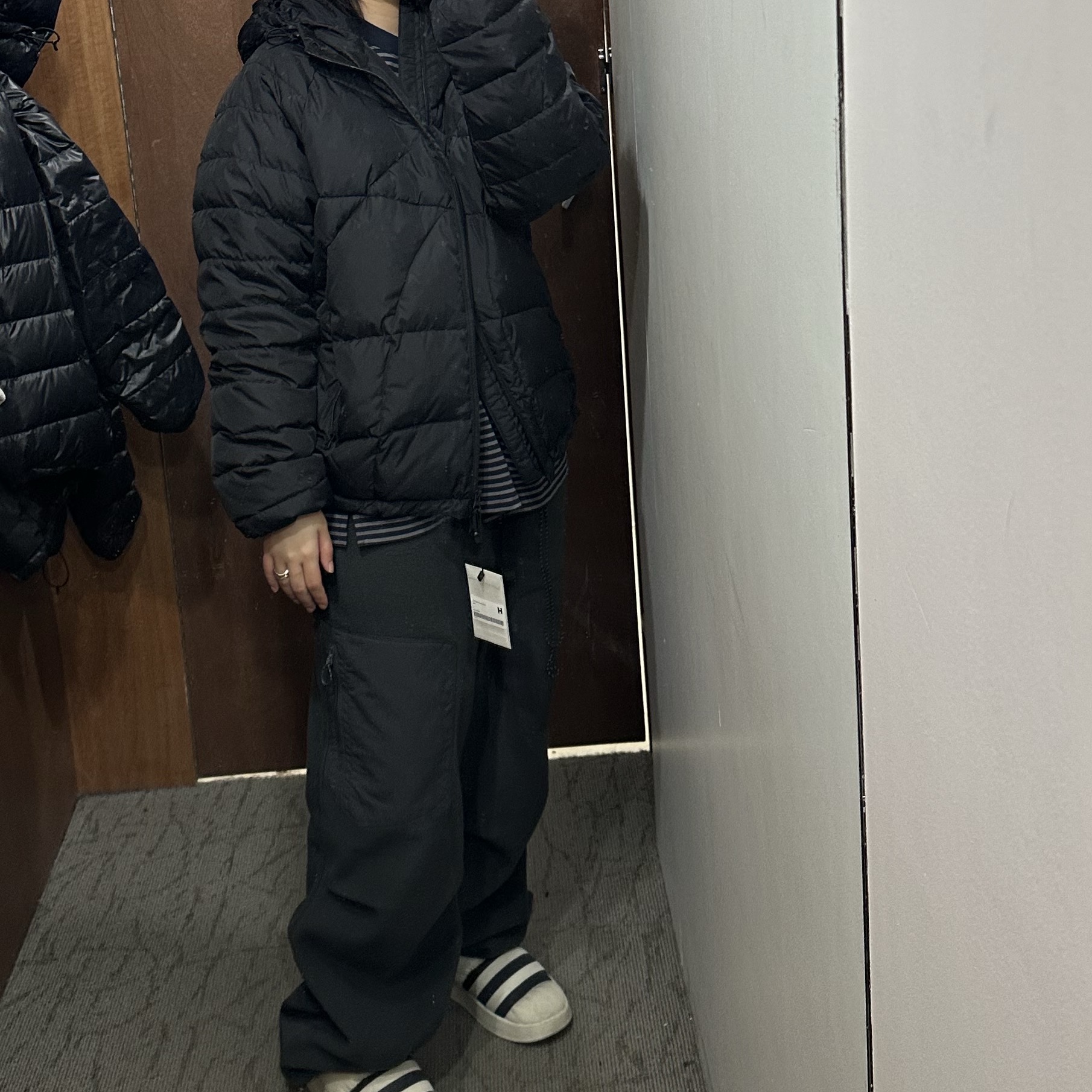 Hatchingroom Web Goose Down Puffer Black 착용 스타일