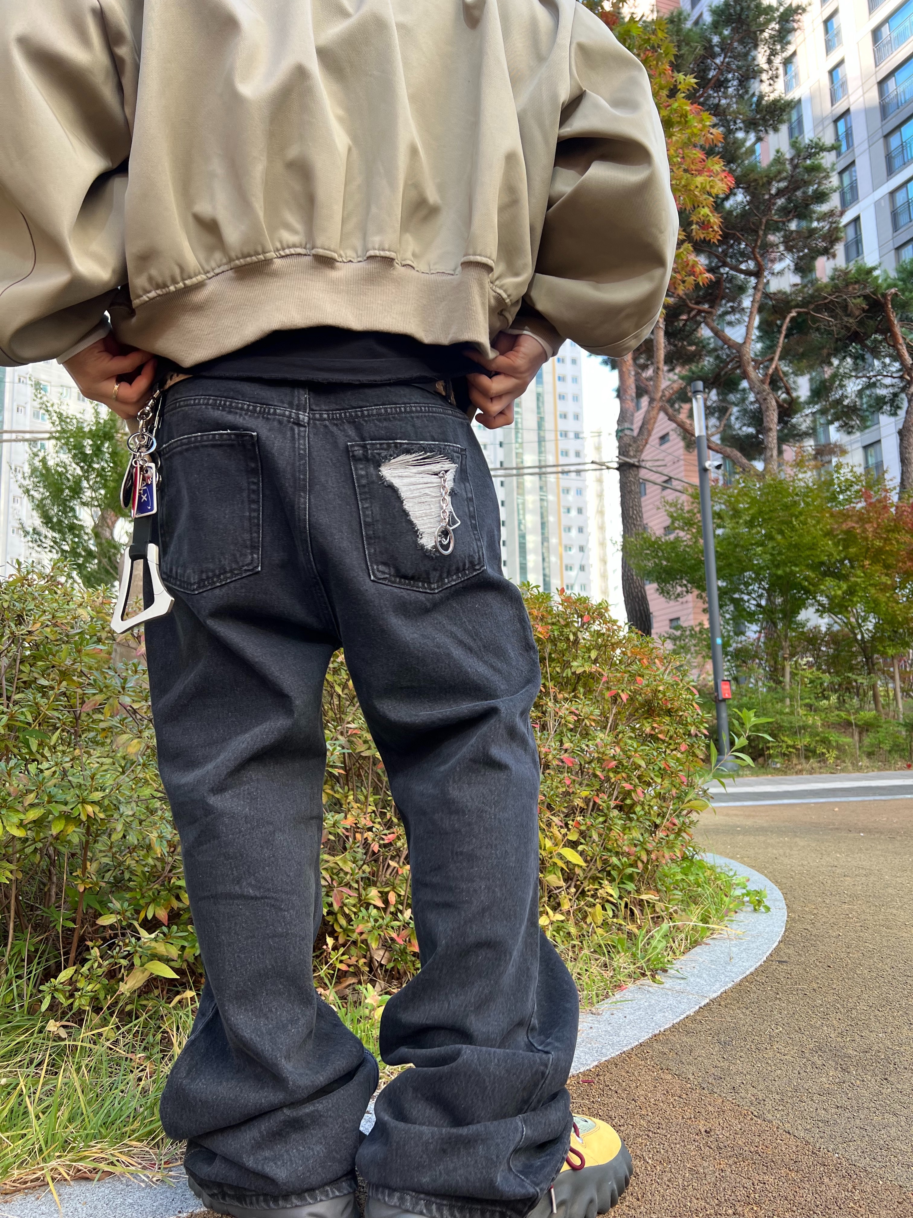 Oakley Factory Team Suede Flesh Edge Boots Yellow, Gless Harrington Jacket 014 Beige 착용 스타일 - 6