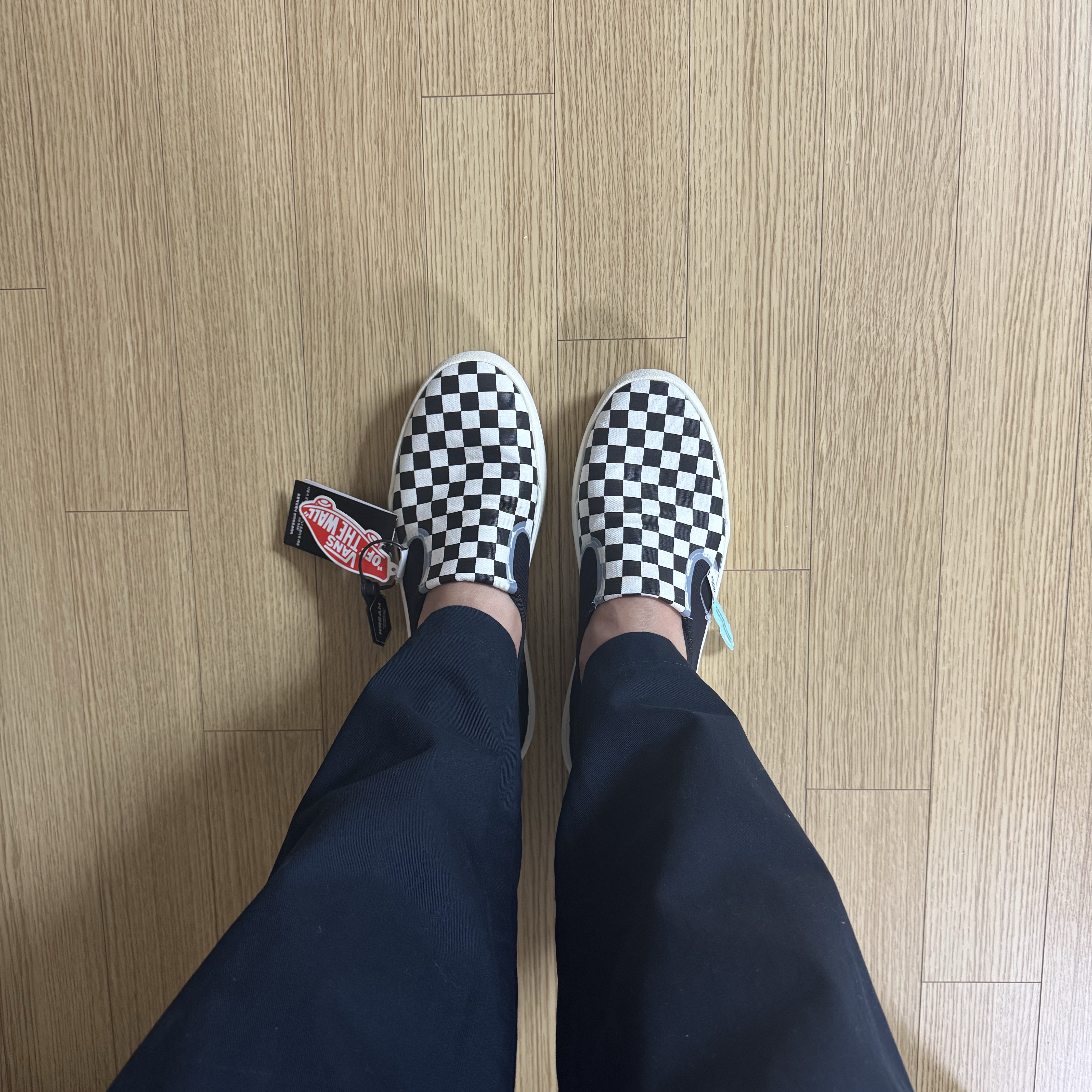 Vans Checkerboard Comfycush One Black 착용 스타일 - 5
