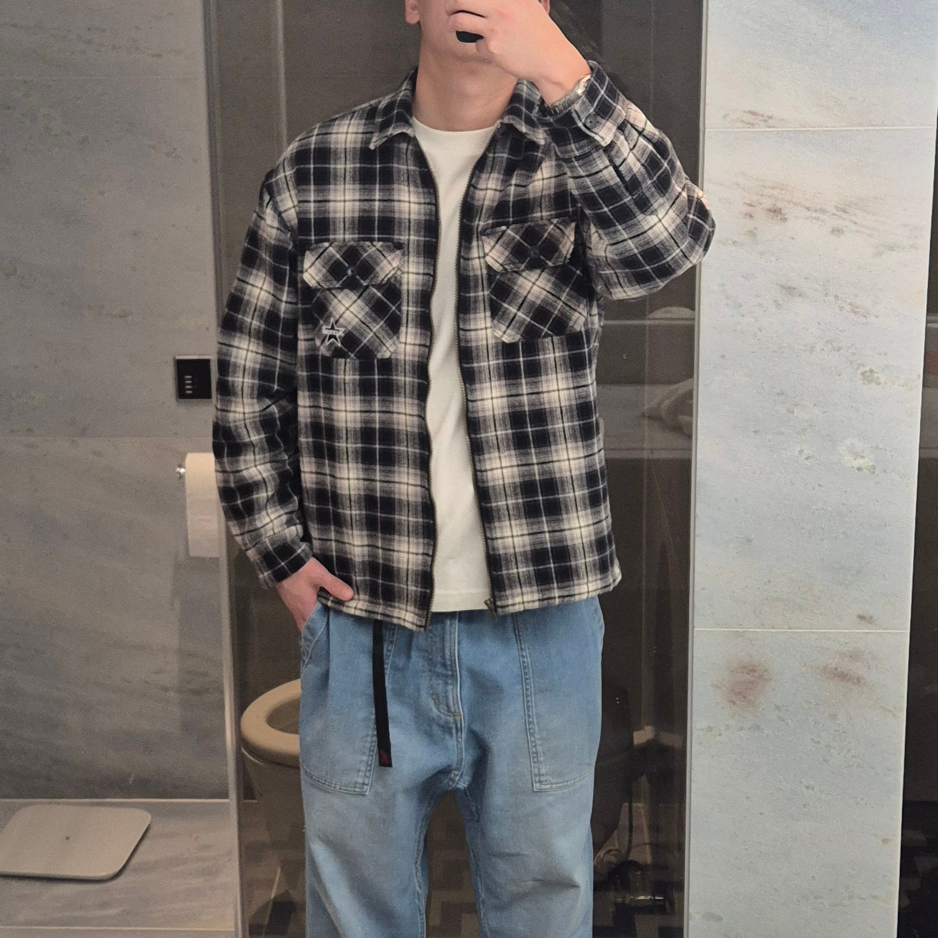 Supreme Thermal Lined Zip Up Flannel Shirt Black - 25FW 착용 스타일