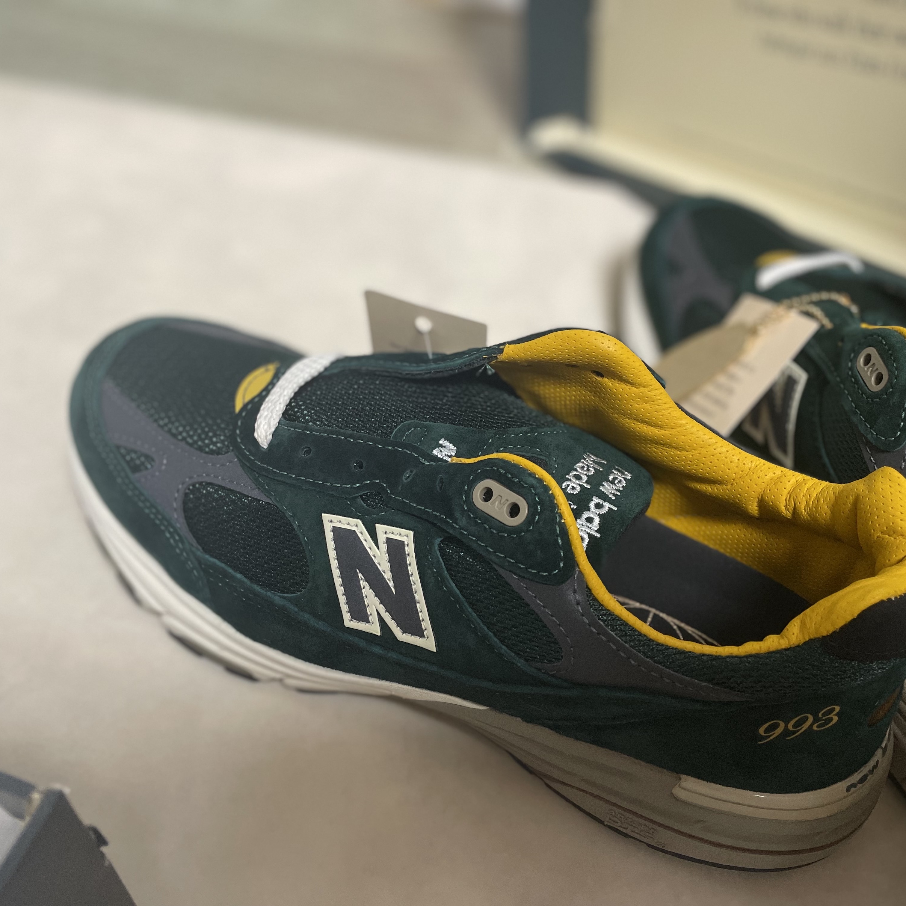 New Balance x Aime Leon Dore 993 Made in USA Pine Grove 착용 스타일 - 6