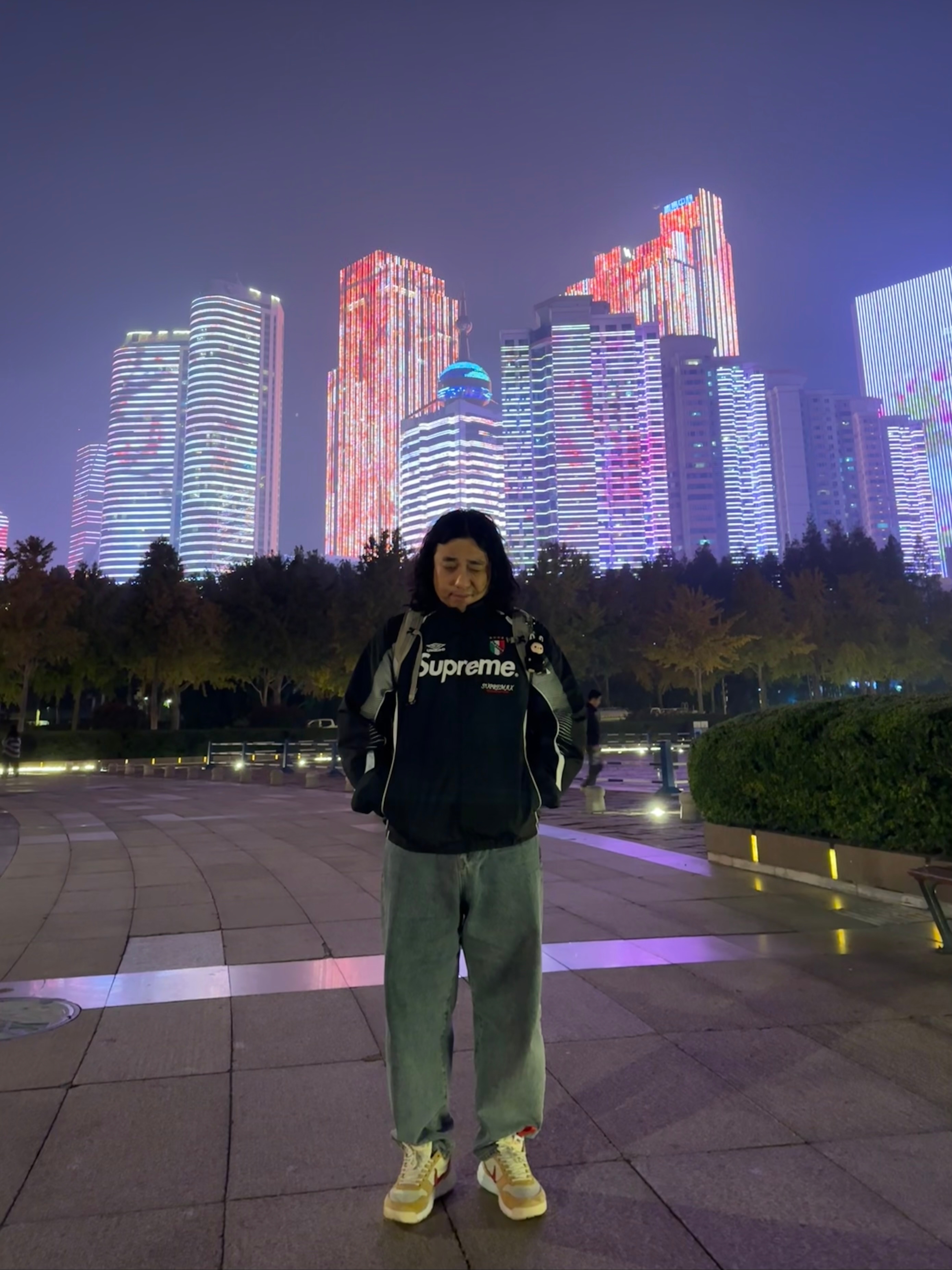 Nike x Tom Sachs Mars Yard Shoe 2.0 Space Camp, Supreme x Umbro Track Jacket Black - 22SS 착용 스타일 - 1