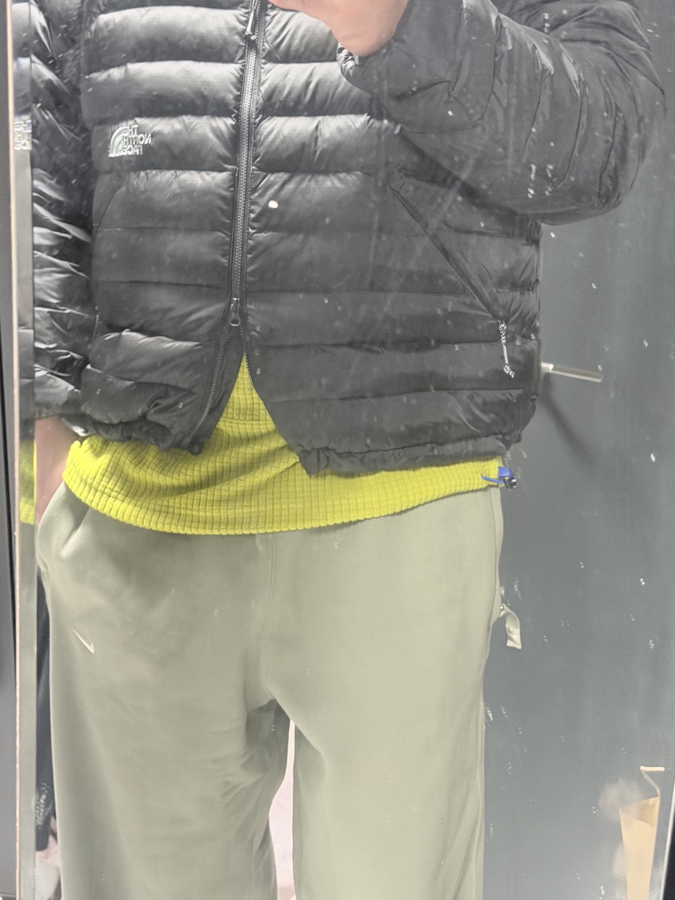 The North Face Ventus On Jacket Black 착용 스타일