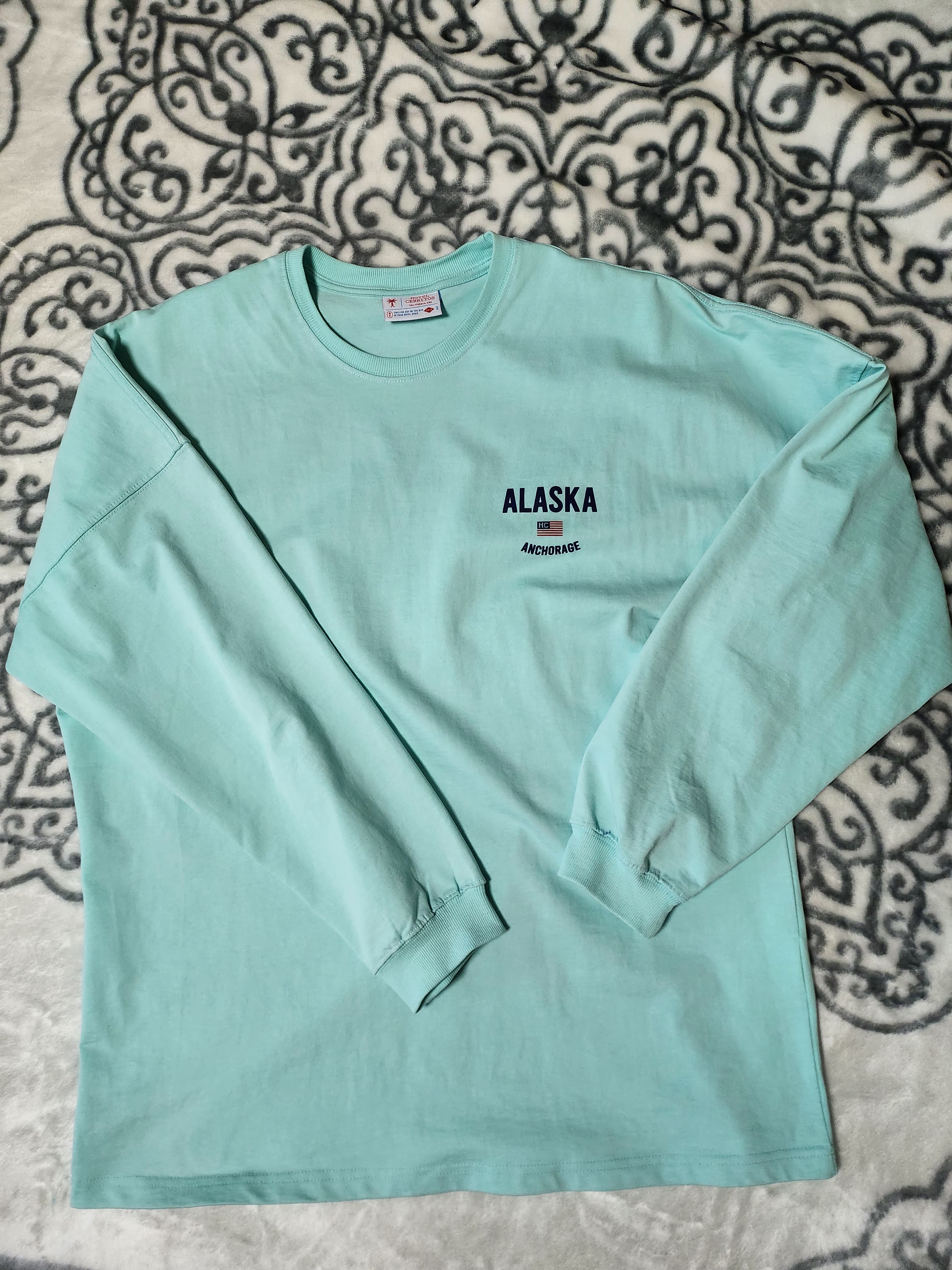 Hotel Cerritos Alaska HC Long Sleeve T-Shirt Mint 착용 스타일 - 1
