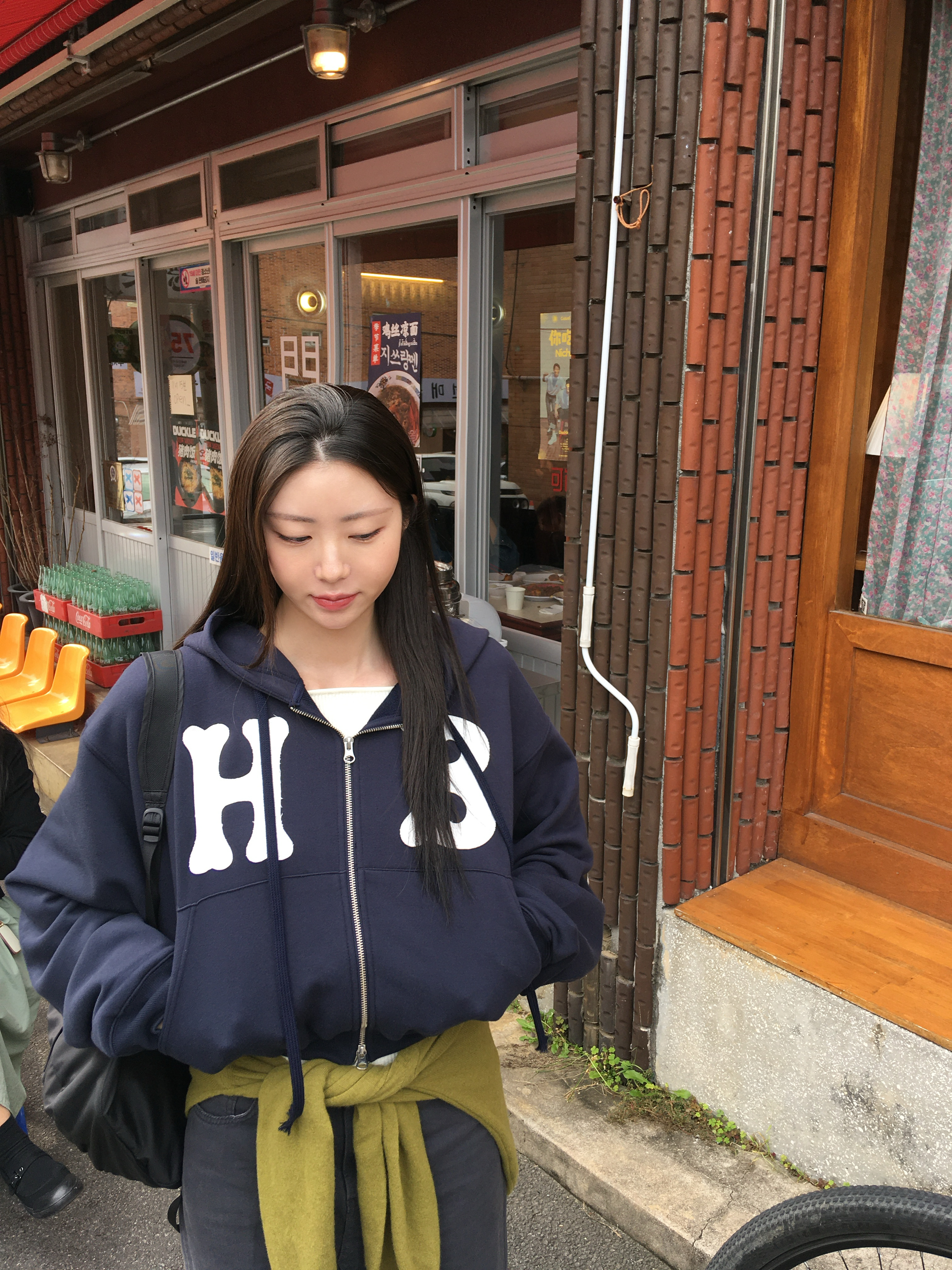 Arc'teryx Heliad 10 Backpack Black, Fila Echappe MS Silver Moon 착용 스타일 - 2