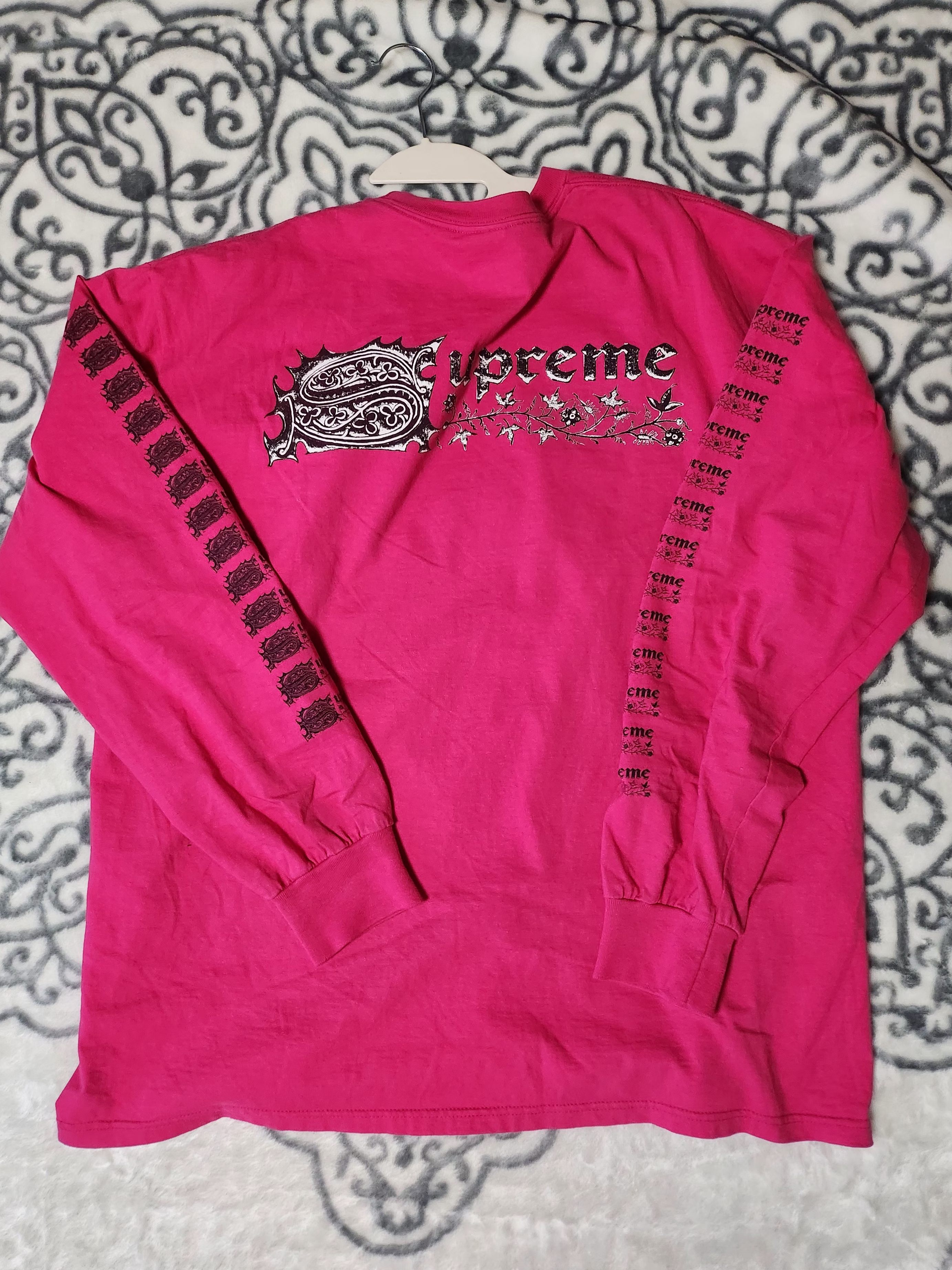 Supreme Saint Sebastian LS T-Shirt Pink - 24SS 착용 스타일 - 2