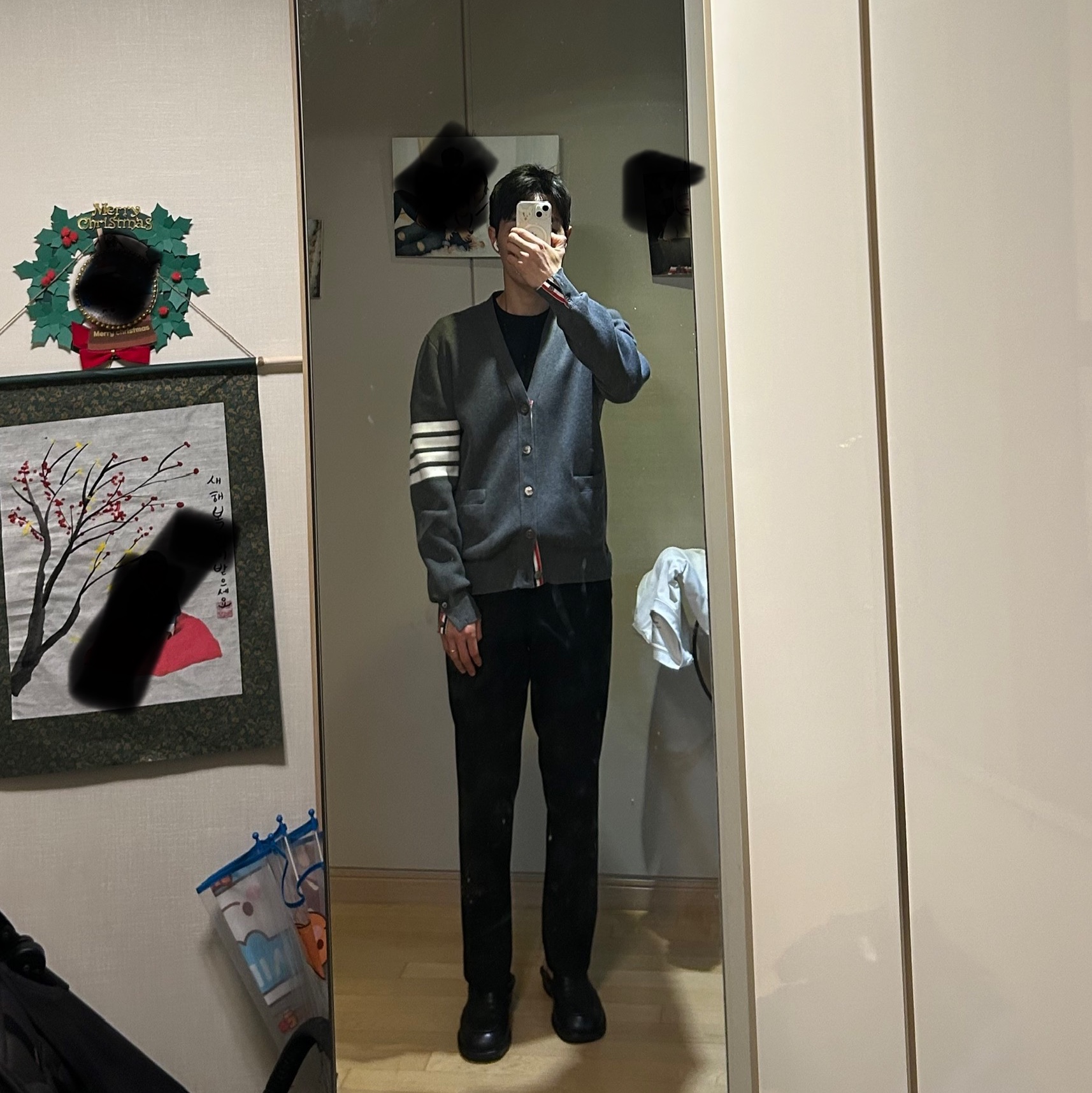 Thom Browne Milano Stitch 4-Bar Cardigan Medium Grey 착용 스타일