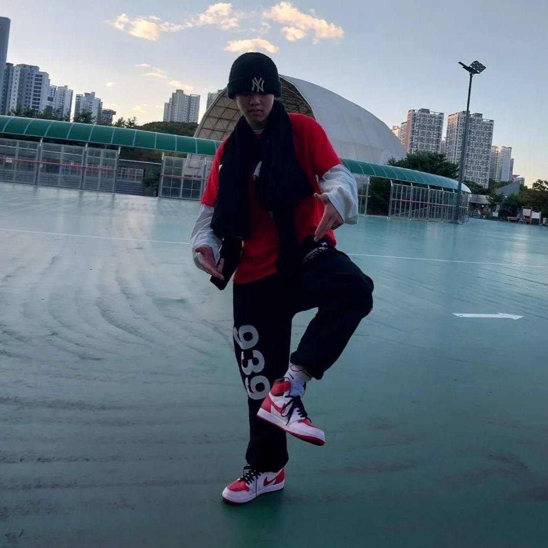 Jordan 1 Retro High OG Heritage 착용 스타일 - 1