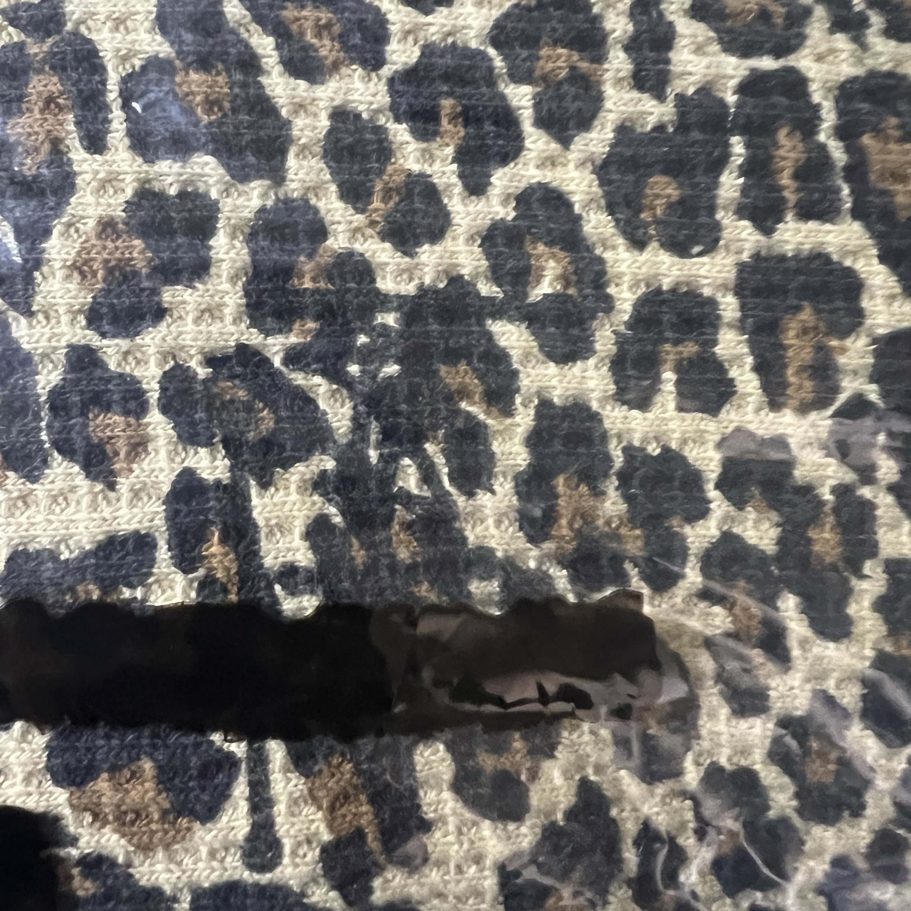 Stussy Basic Thermal Leopard 착용 스타일
