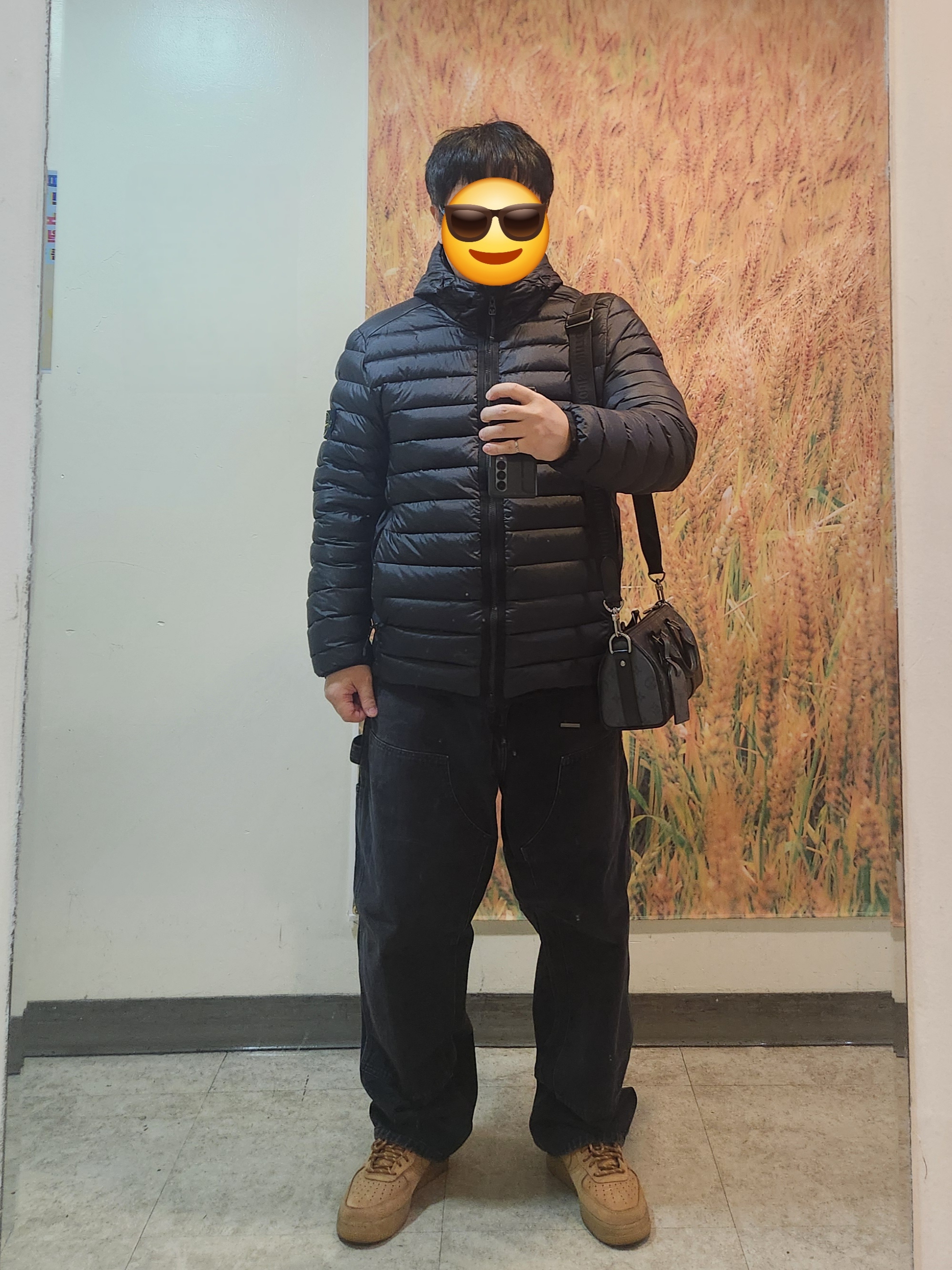 Stone Island 4100403 Loom Woven Chambers Nylon Down-TC Jacket Black - 25SS 착용 스타일