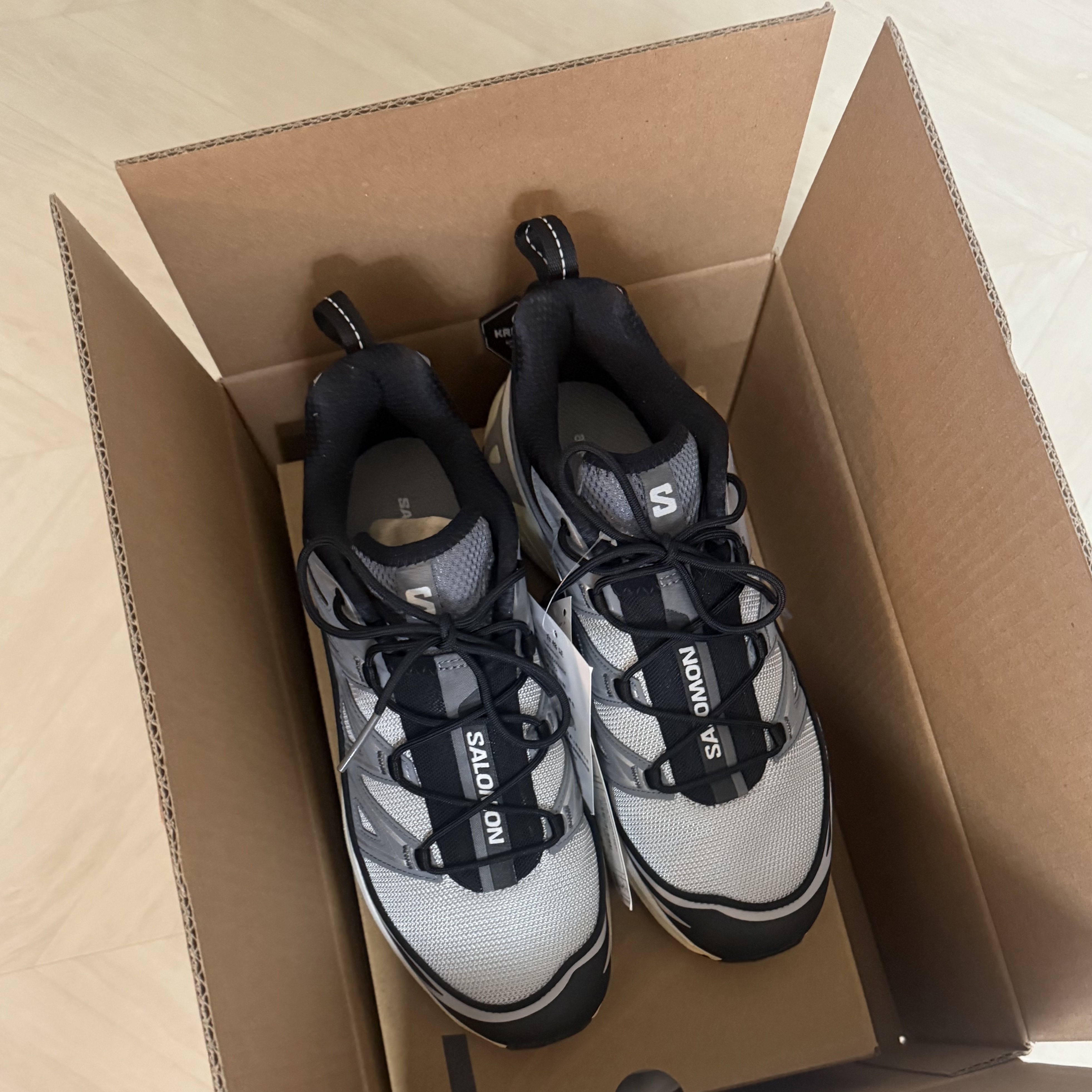 Salomon XT-6 Expanse Alloy Quiet Shade 착용 스타일 - 1