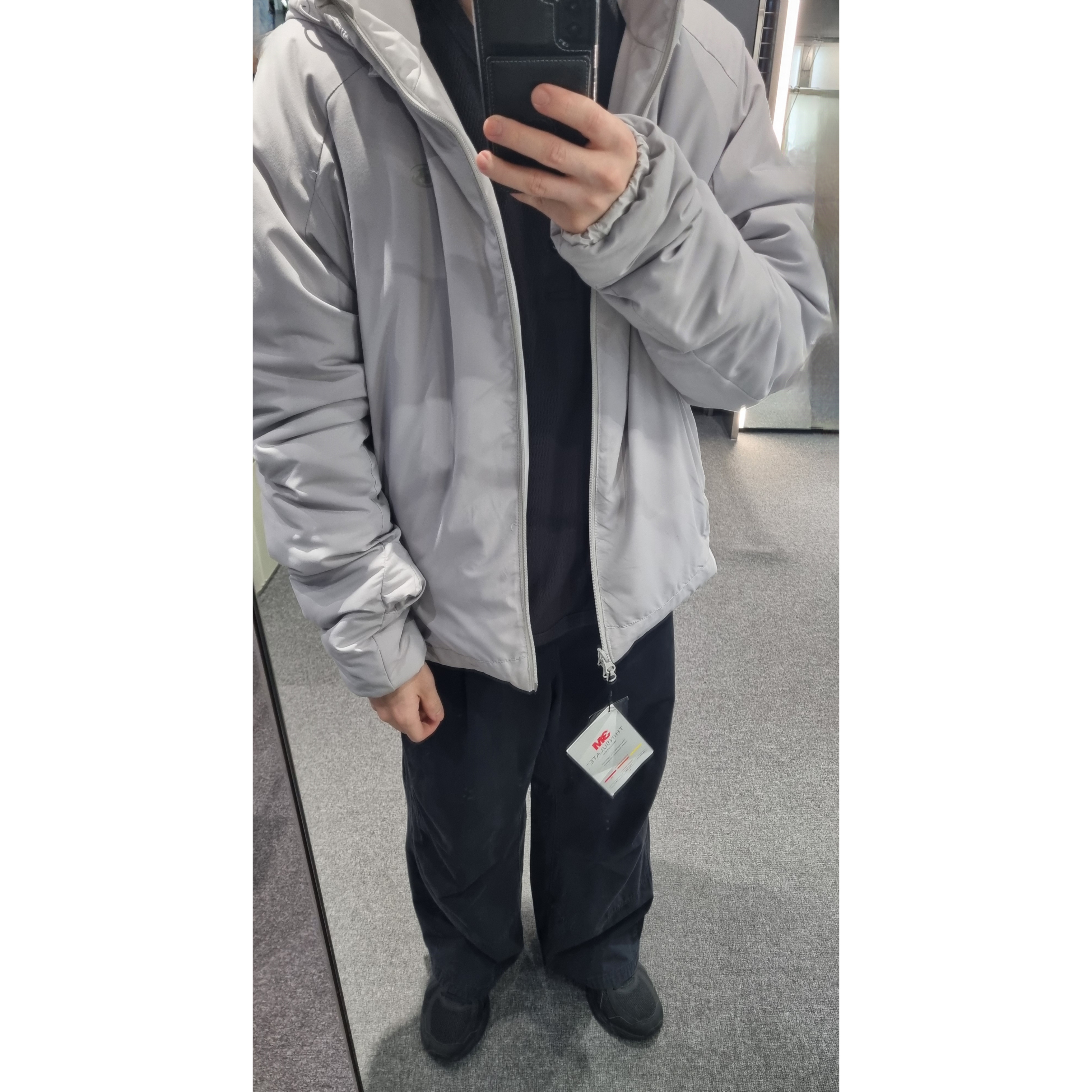 Asics Jog 100 T Black - 4E Extra Wide, Sansan Gear Reversible Puffer Jacket Light Grey 착용 스타일 - 1