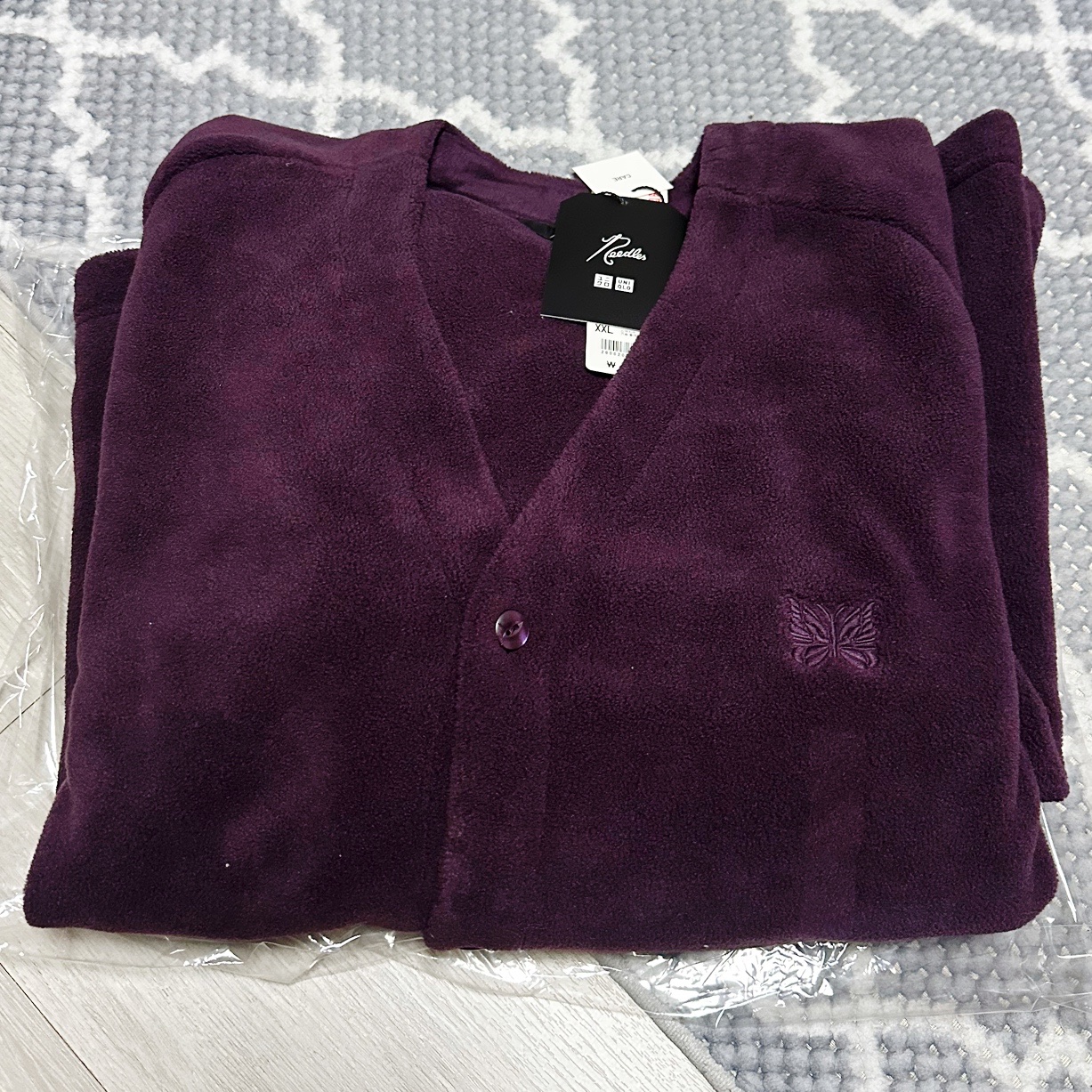Uniqlo x Needles Fleece Oversized Cardigan Purple - KR 착용 스타일