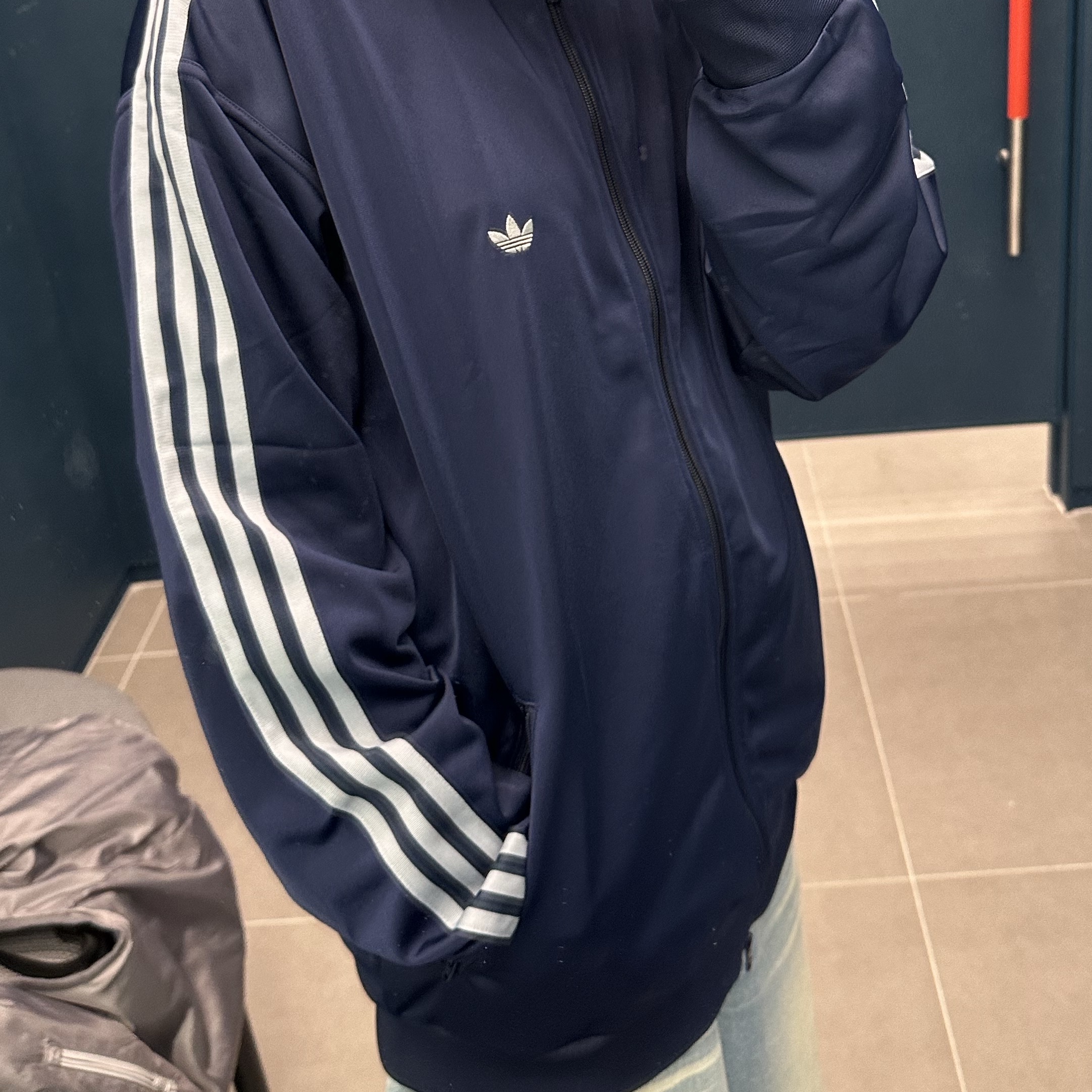 Adidas Adicolor Classic Firebird Track Top Night Indigo - KR Sizing 착용 스타일
