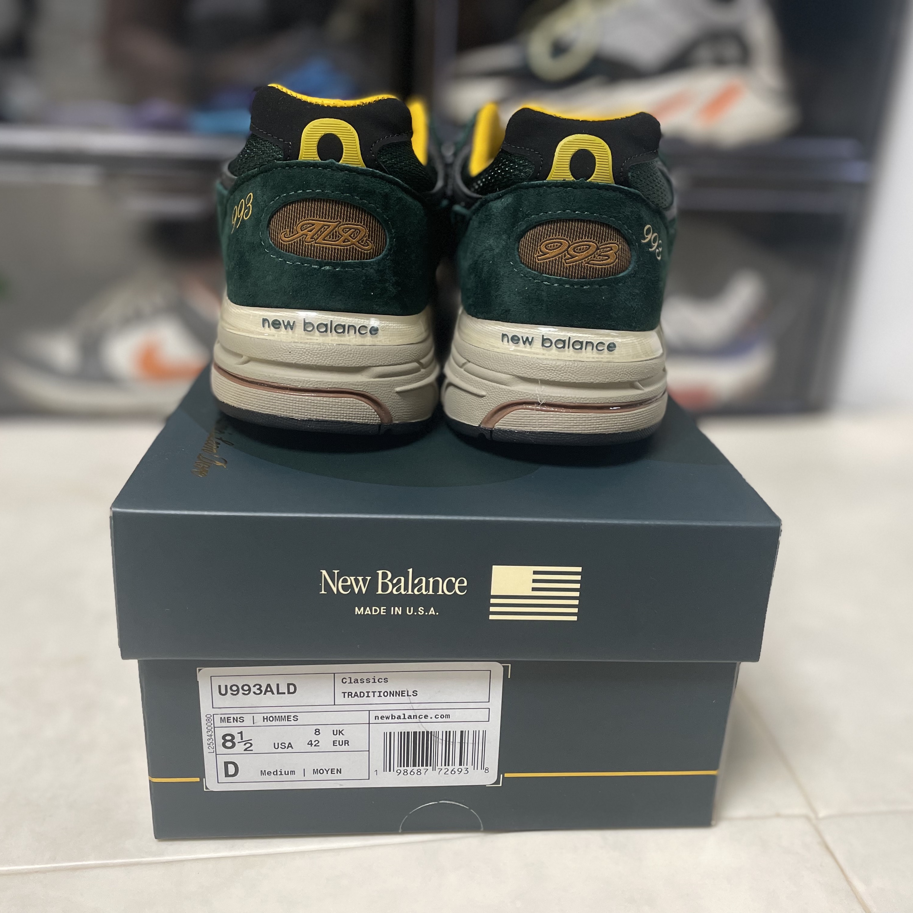 New Balance x Aime Leon Dore 993 Made in USA Pine Grove 착용 스타일 - 4