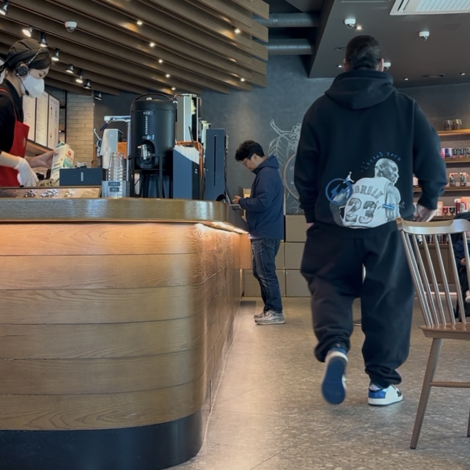 Jordan 1 x Travis Scott x Fragment Retro Low OG SP Military Blue, Nike x Stussy Washed Fleece Pants Black (FN5235-010) 착용 스타일