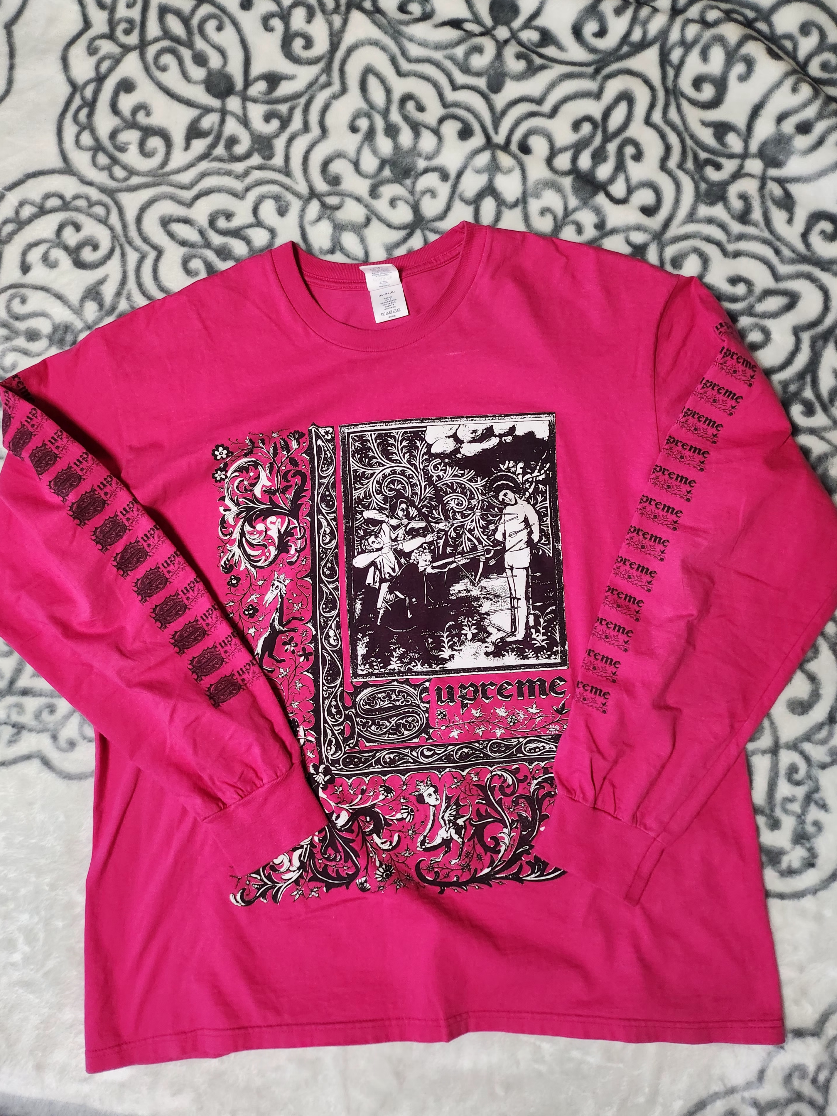 Supreme Saint Sebastian LS T-Shirt Pink - 24SS 착용 스타일 - 1