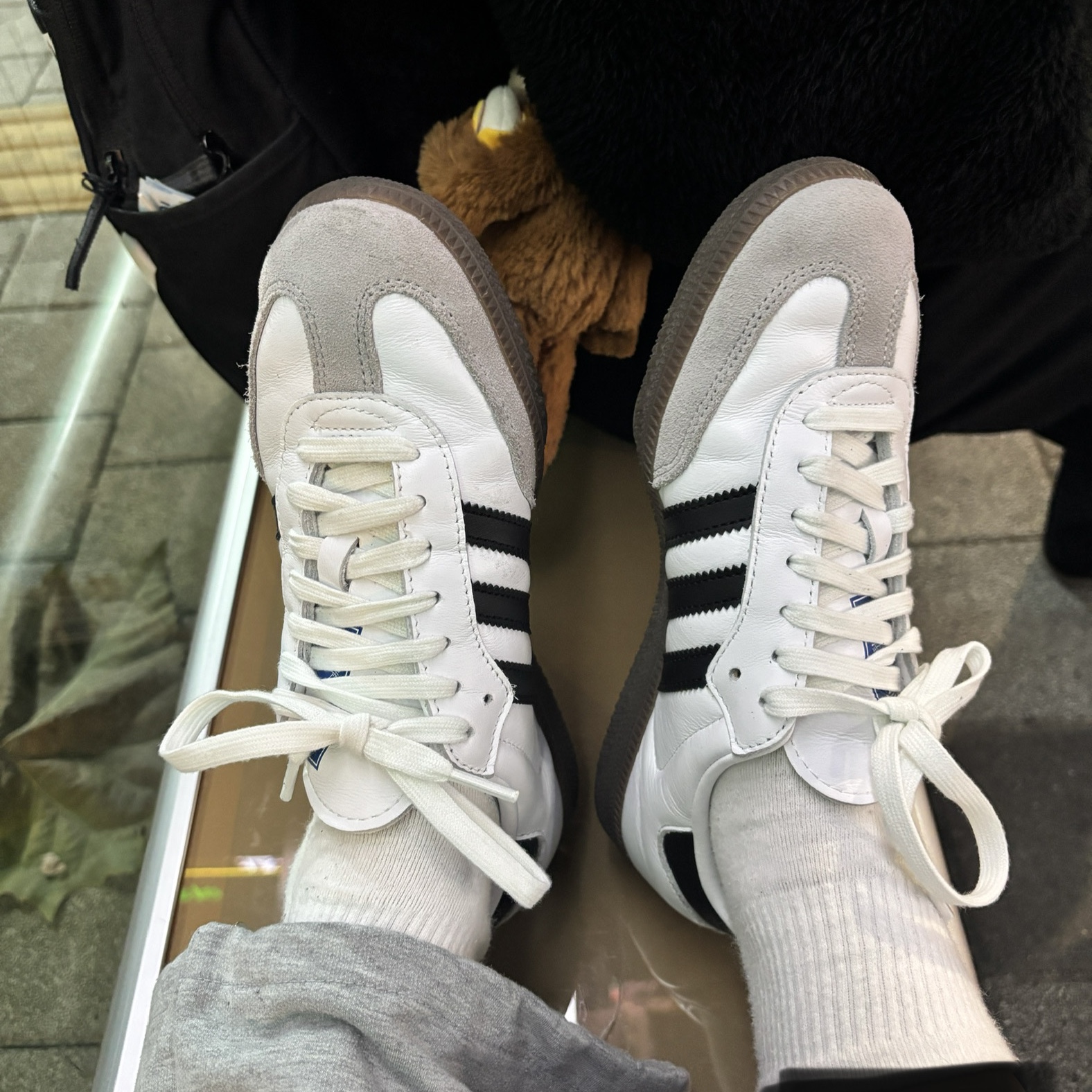 Adidas Samba OG Cloud White 착용 스타일