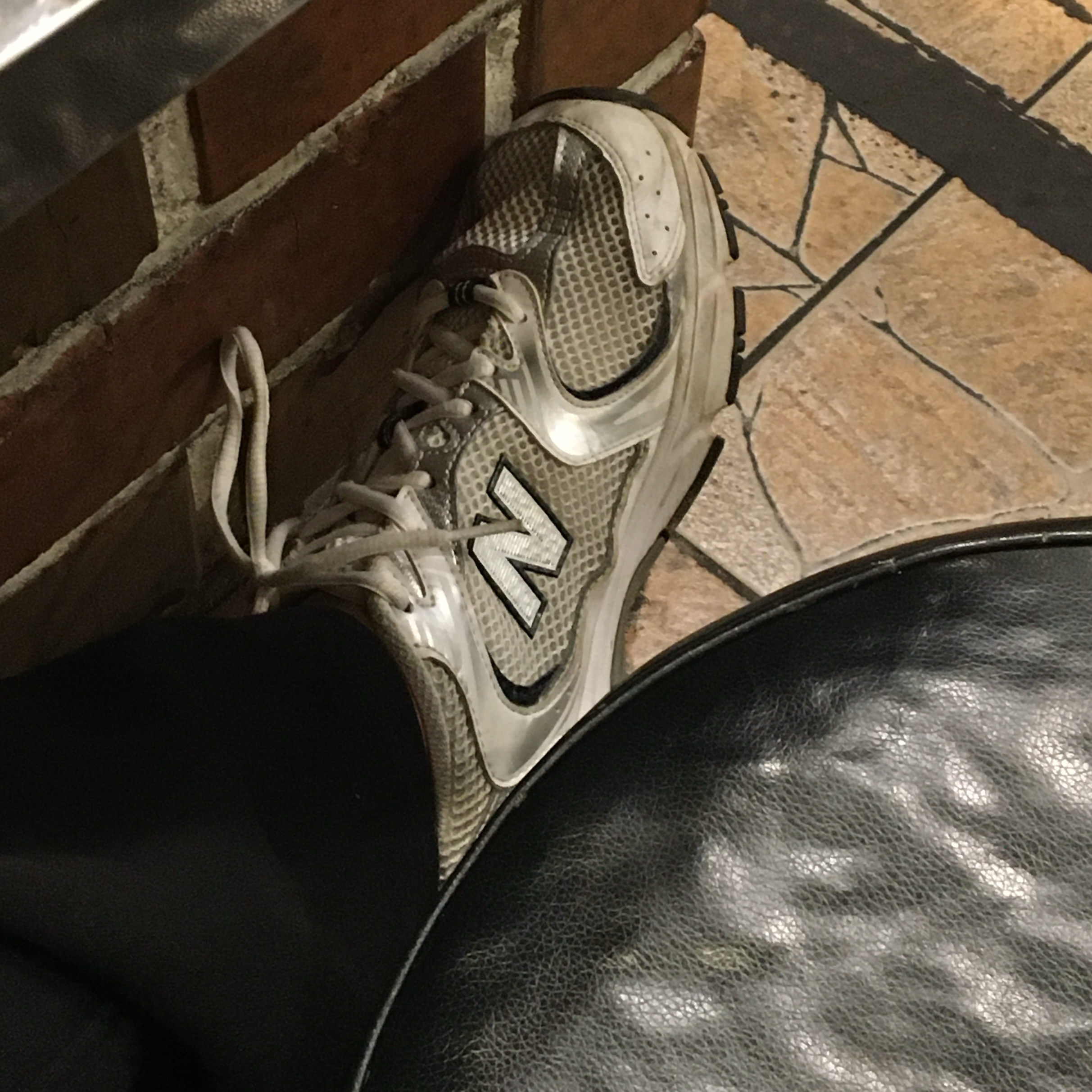 New Balance 530 Steel Grey 착용 스타일 - 2