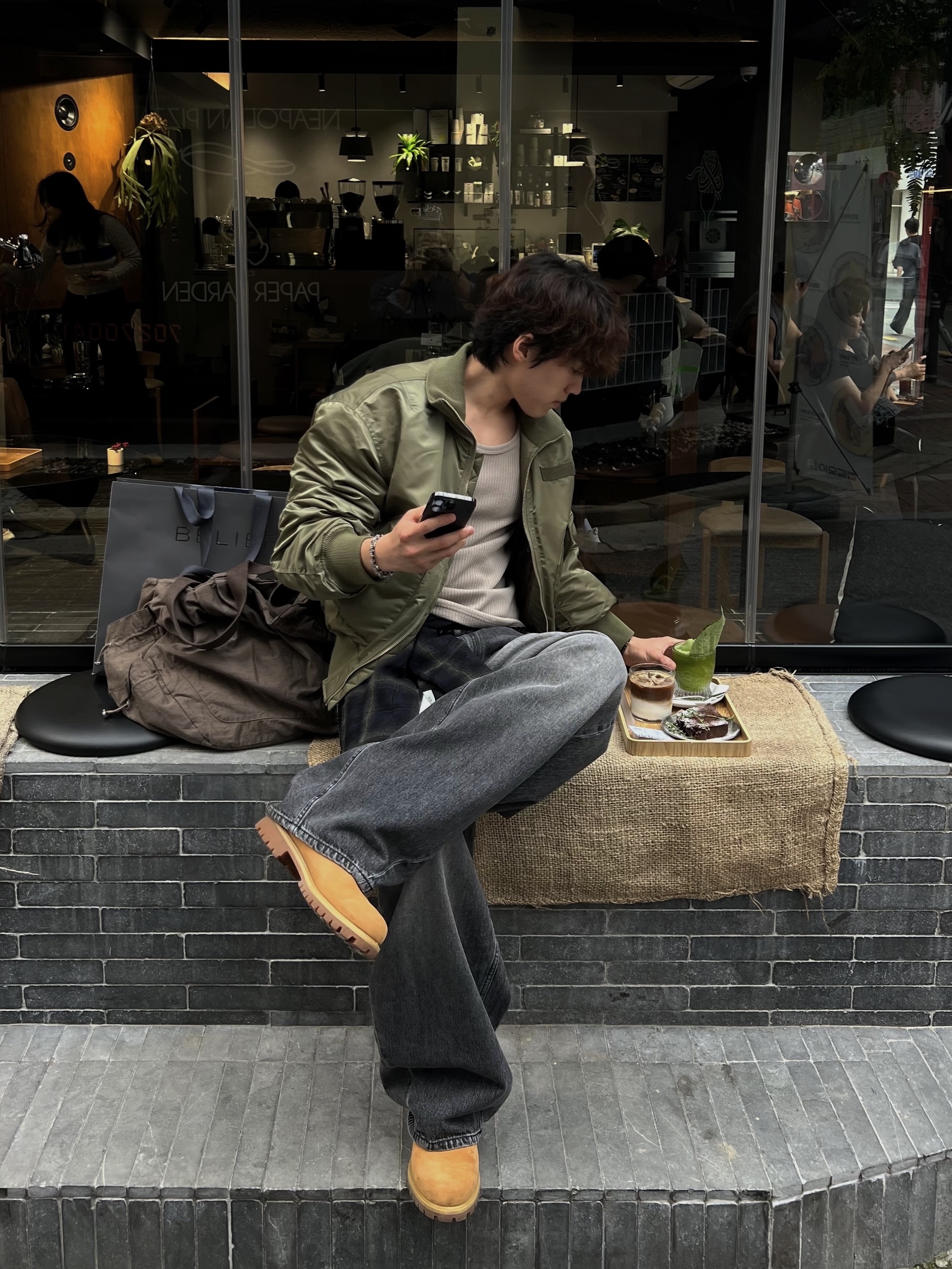 Timberland Premium 6 inch Waterproof Boot Wheat Nubuck - Wide, noun Wide Curved Denim Pants Black 착용 스타일 - 3