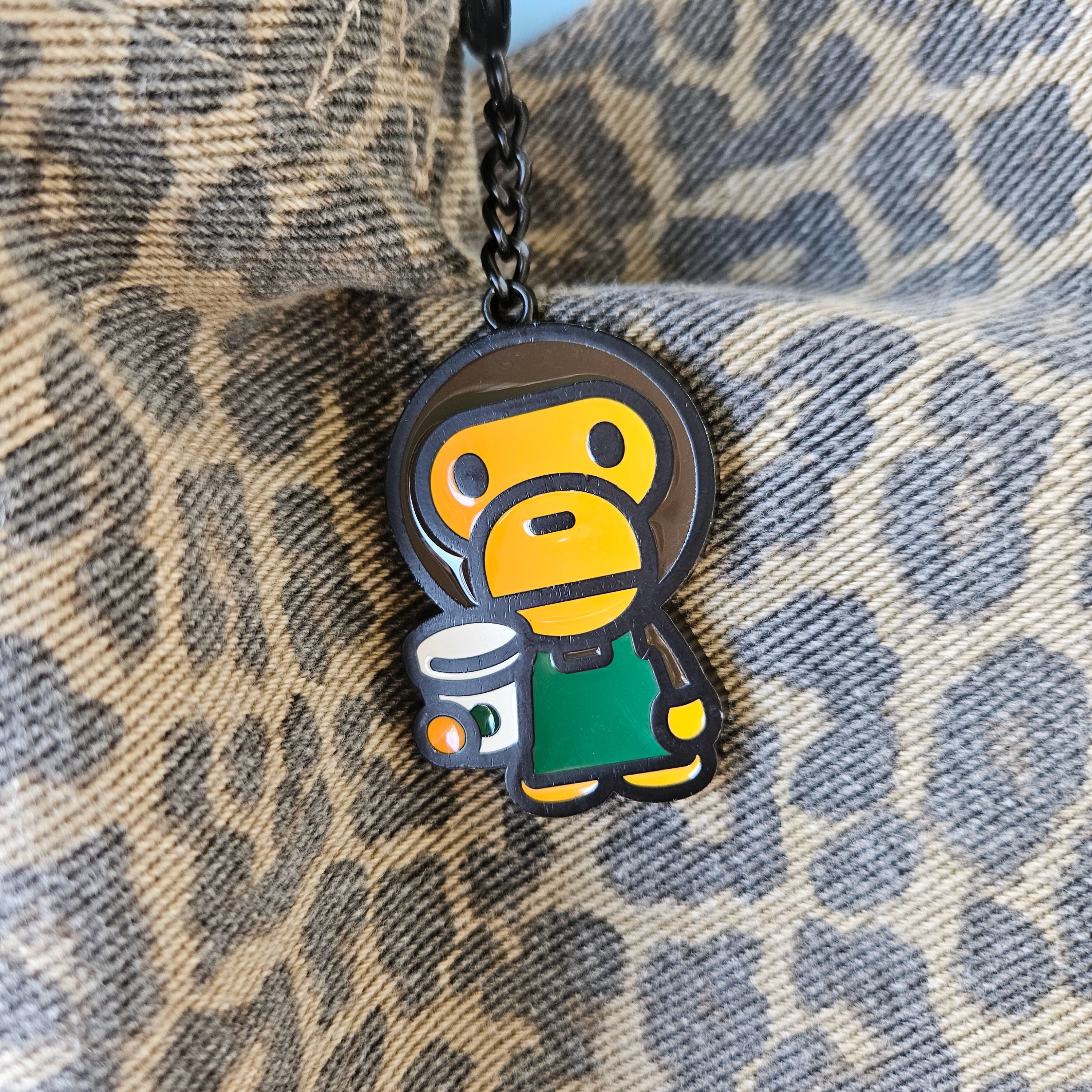 Pop Mart Labubu The Monsters Labubu Tasty Macarons Series Toffe Keyring, (W) Nike TC 7900 Summit White 착용 스타일 - 8