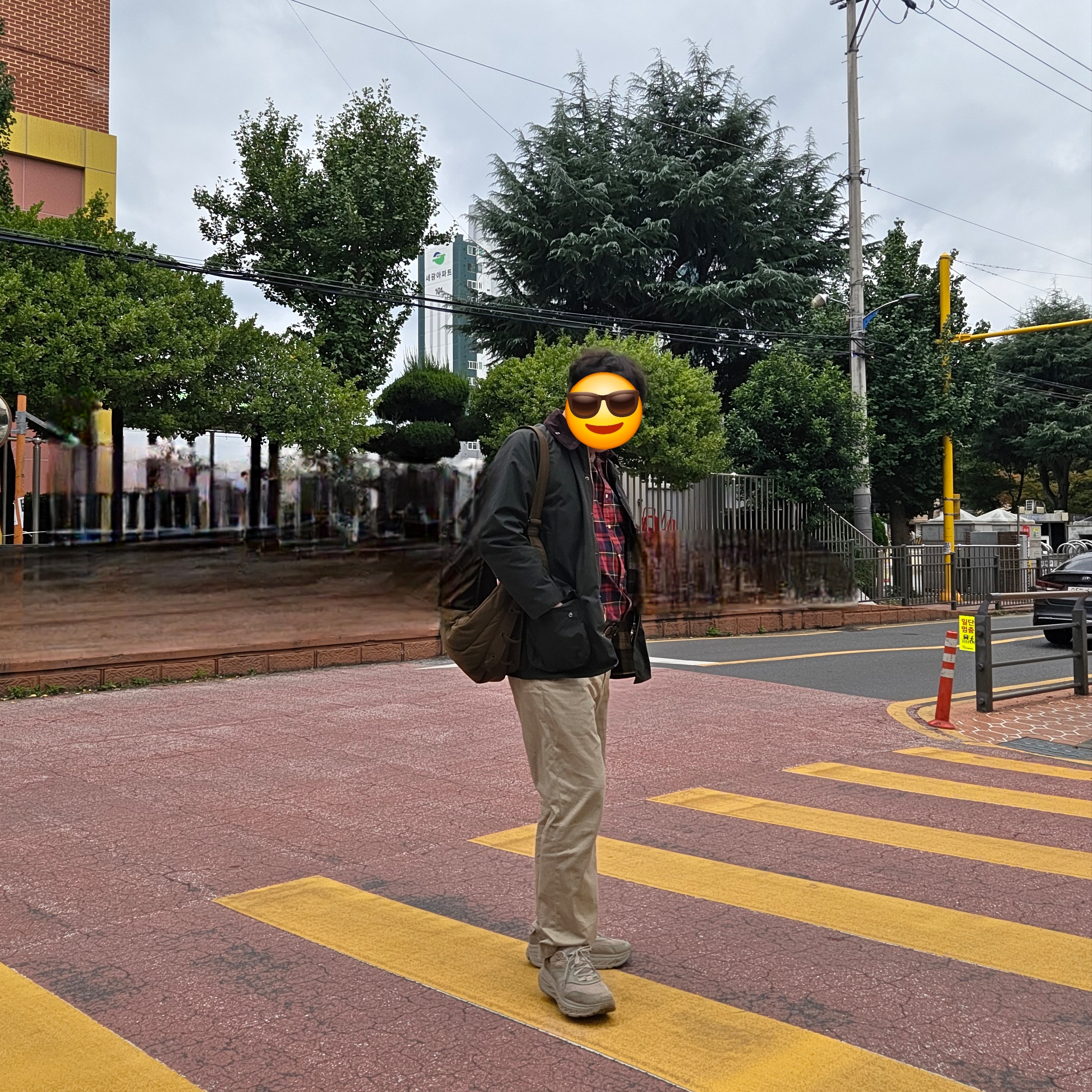 Barbour Beaufort Wax Jacket Sage 착용 스타일
