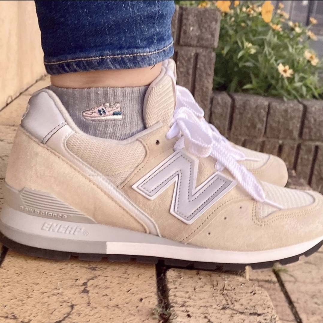 (W) New Balance 996 Beige 착용 스타일