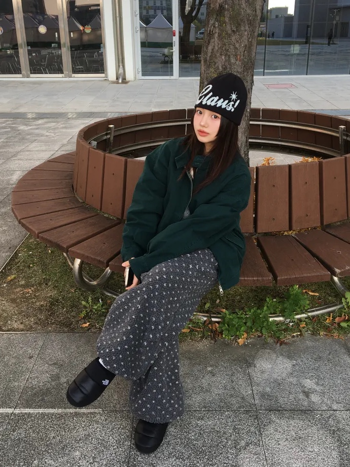 QT8 GARMENTS TL Washed Oxford Harrington Jacket Dark Green 착용 스타일 - 3