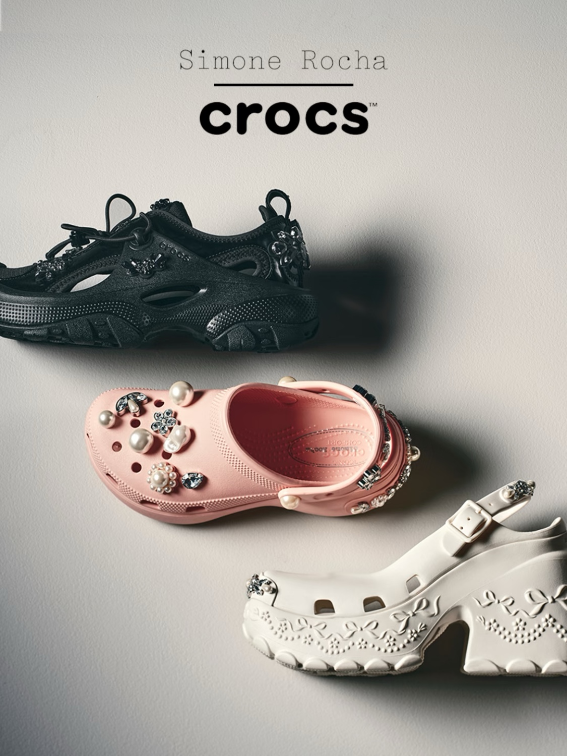Crocs x Simone Rocha Trailbreak 2 Black, (W) Crocs x Simone Rocha Ballerina Platform Clog Black 착용 스타일 - 2