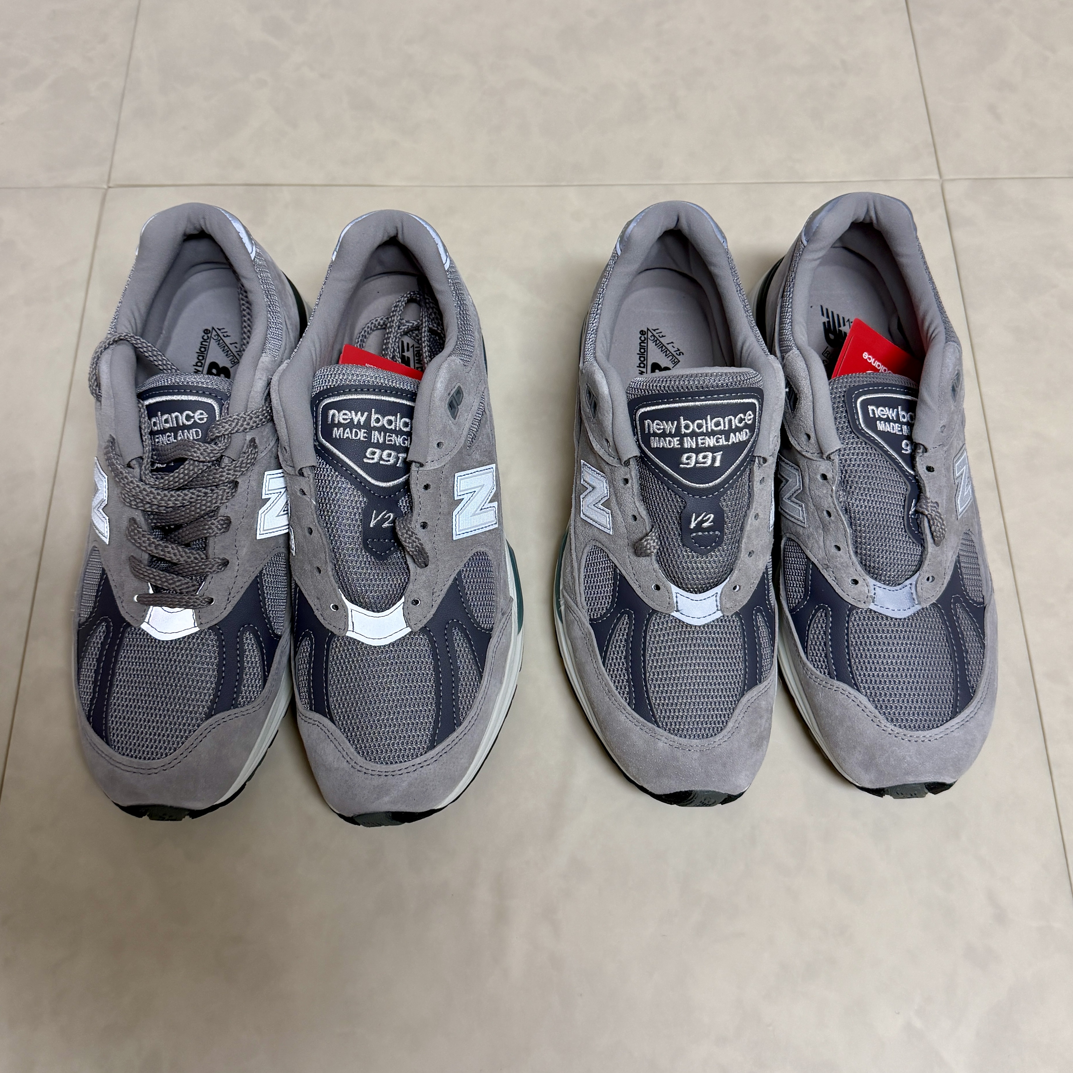 New Balance 991v2 Made in UK Rock Ridge Alloy Silver 착용 스타일 - 2