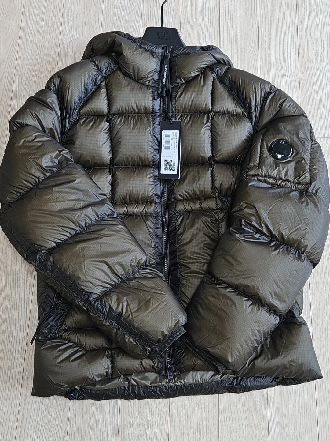 C.P. Company D.D. Shell Hooded Down Jacket Ivy Green - 25FW 착용 스타일