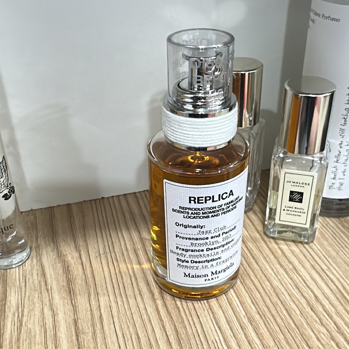Maison Margiela Replica Jazz Club Eau De Toilette 30ml 착용 스타일
