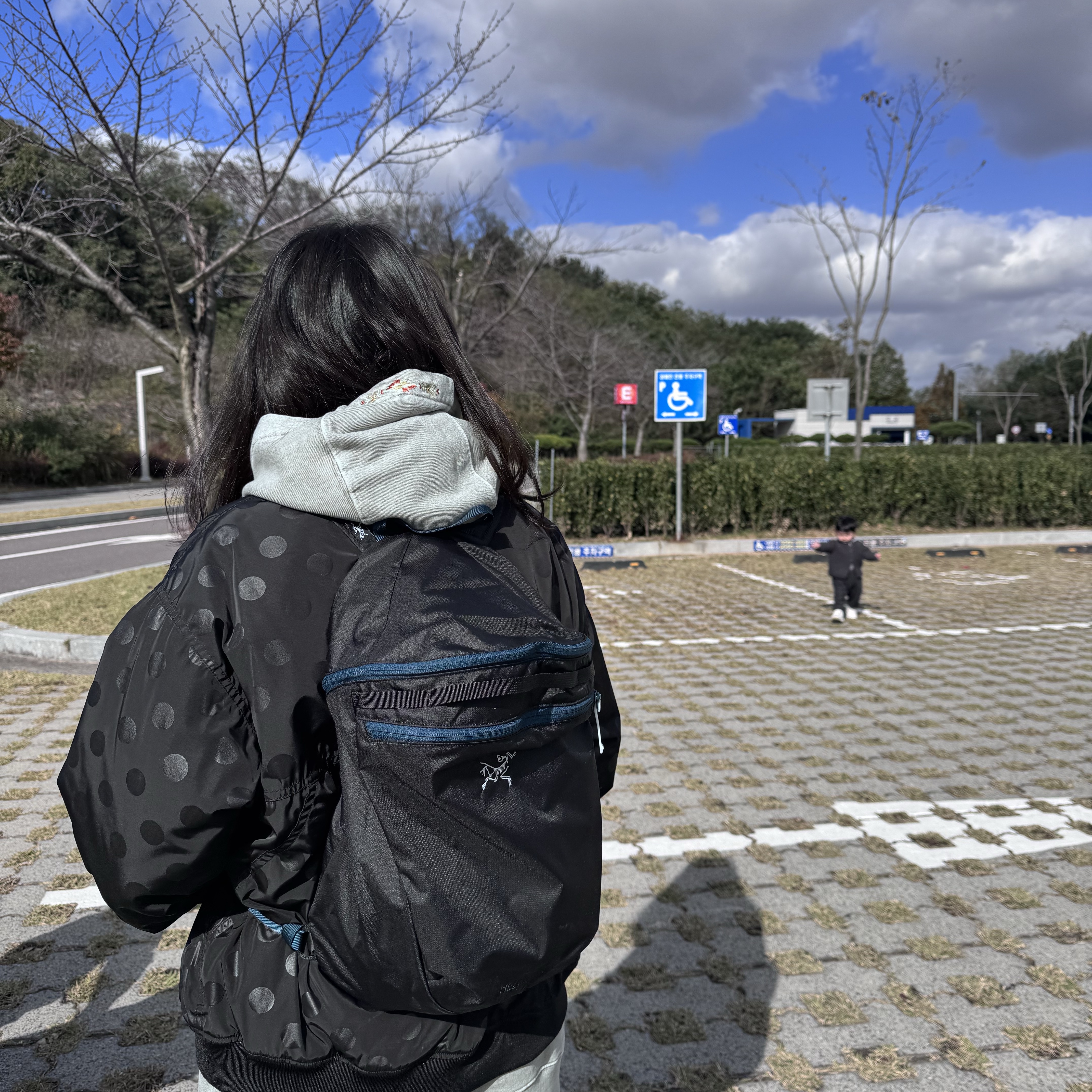 Arc'teryx Heliad 15 Backpack Lodestar 착용 스타일