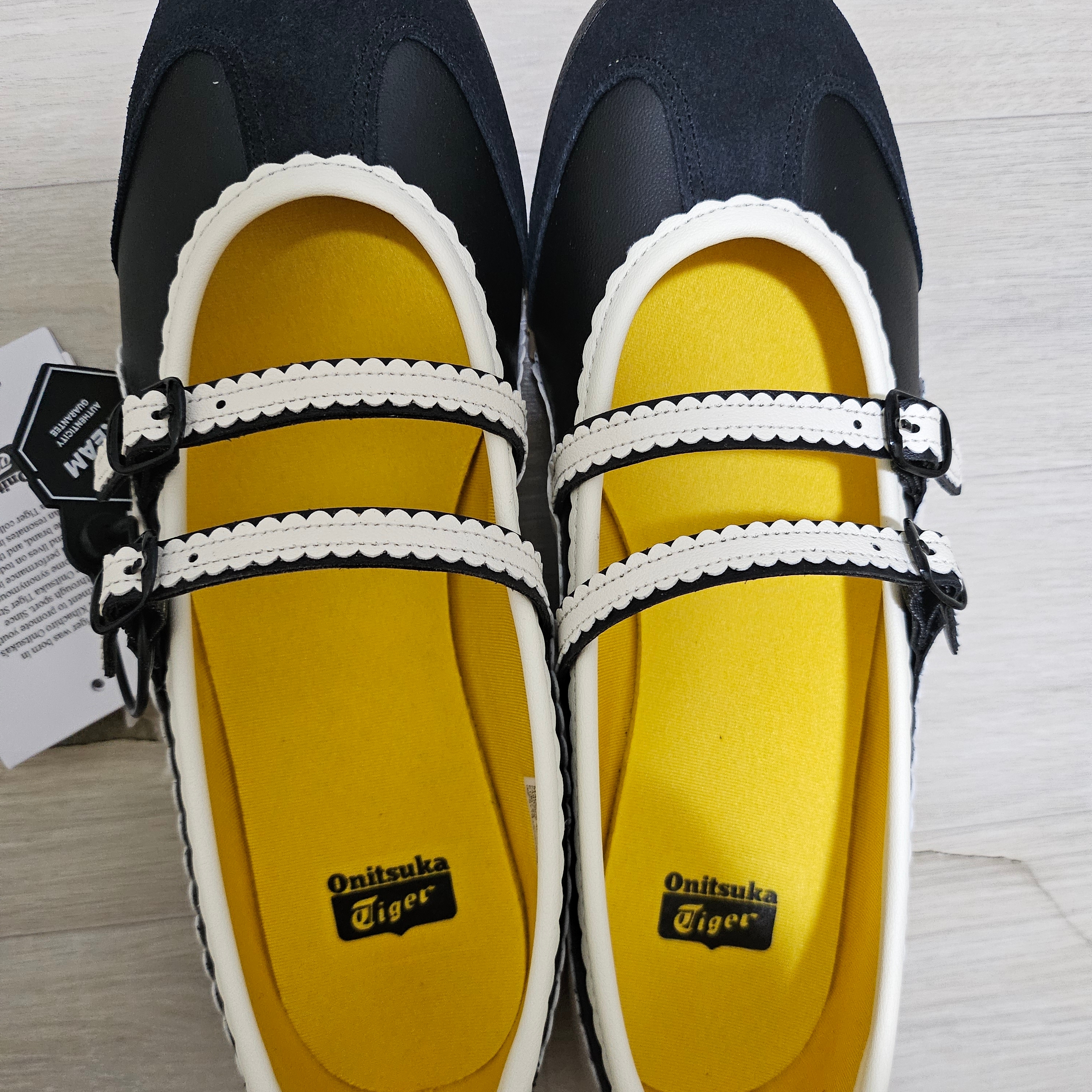 (W) Onitsuka Tiger Mexico 66 TGRS Black Cream 착용 스타일 - 1