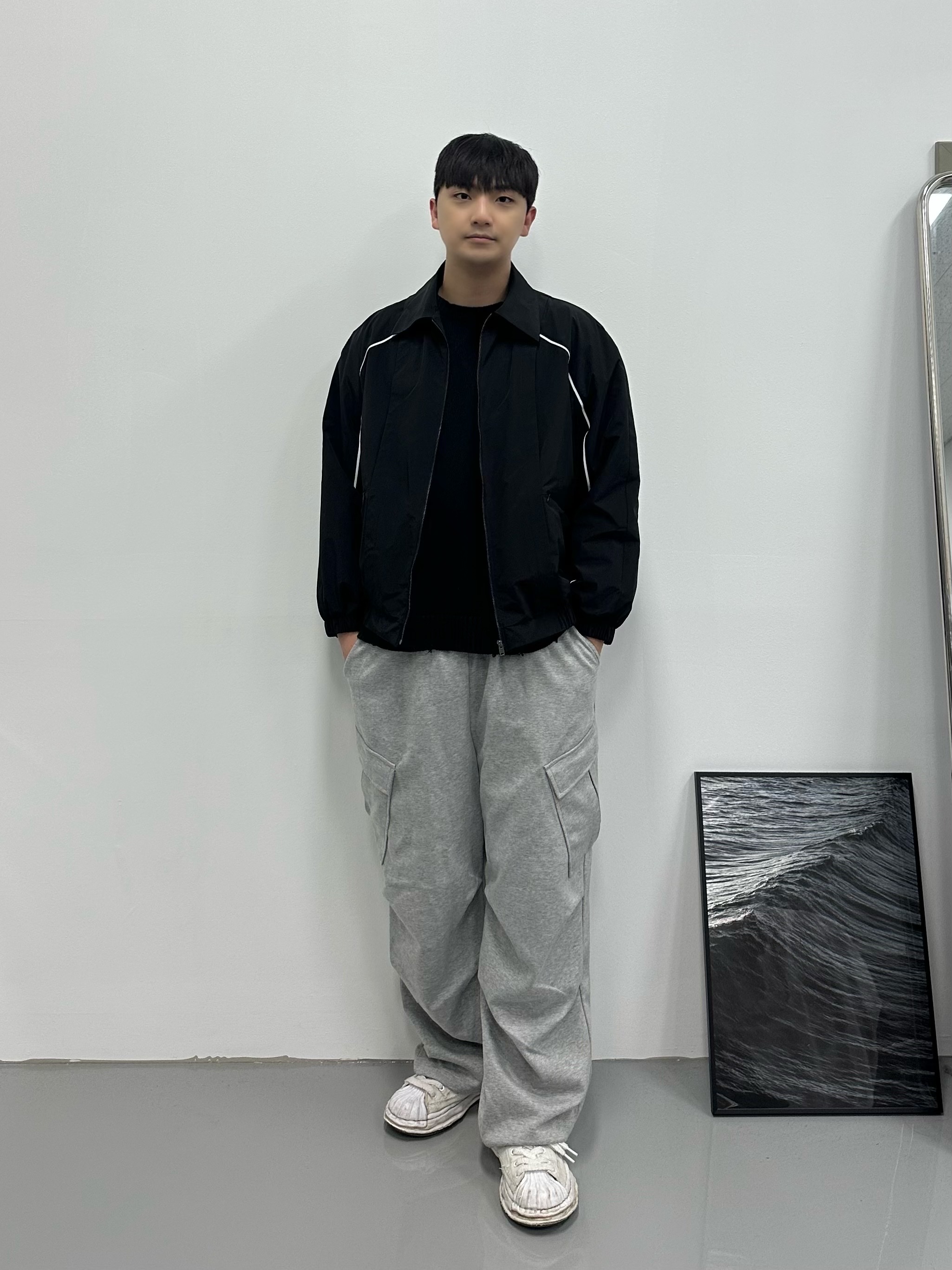Maison Mihara Yasuhiro Blakey OG Sole Canvas Low-top Sneakers White 착용 스타일 - 1