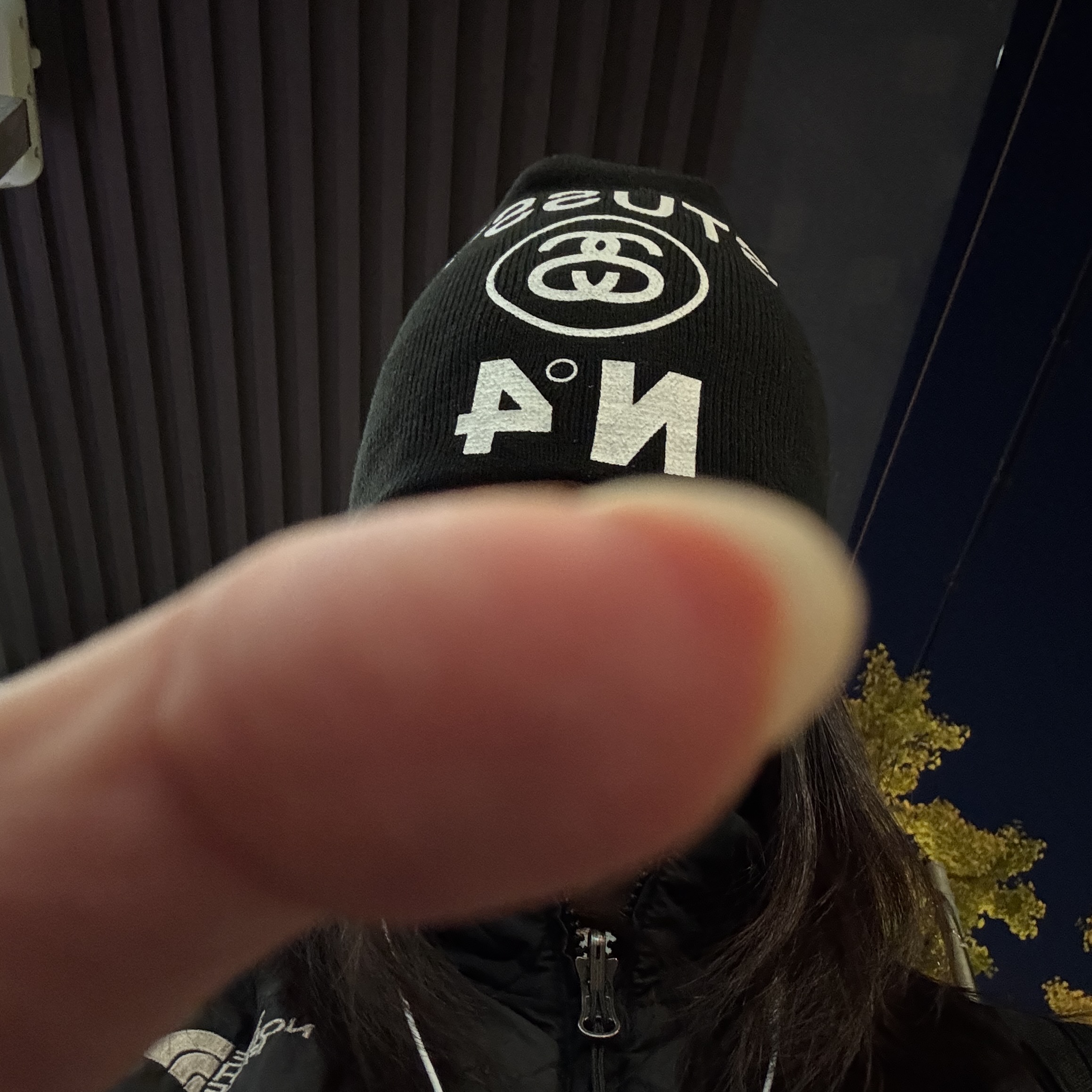 Stussy Skullcap Number 4 Black 착용 스타일 - 2