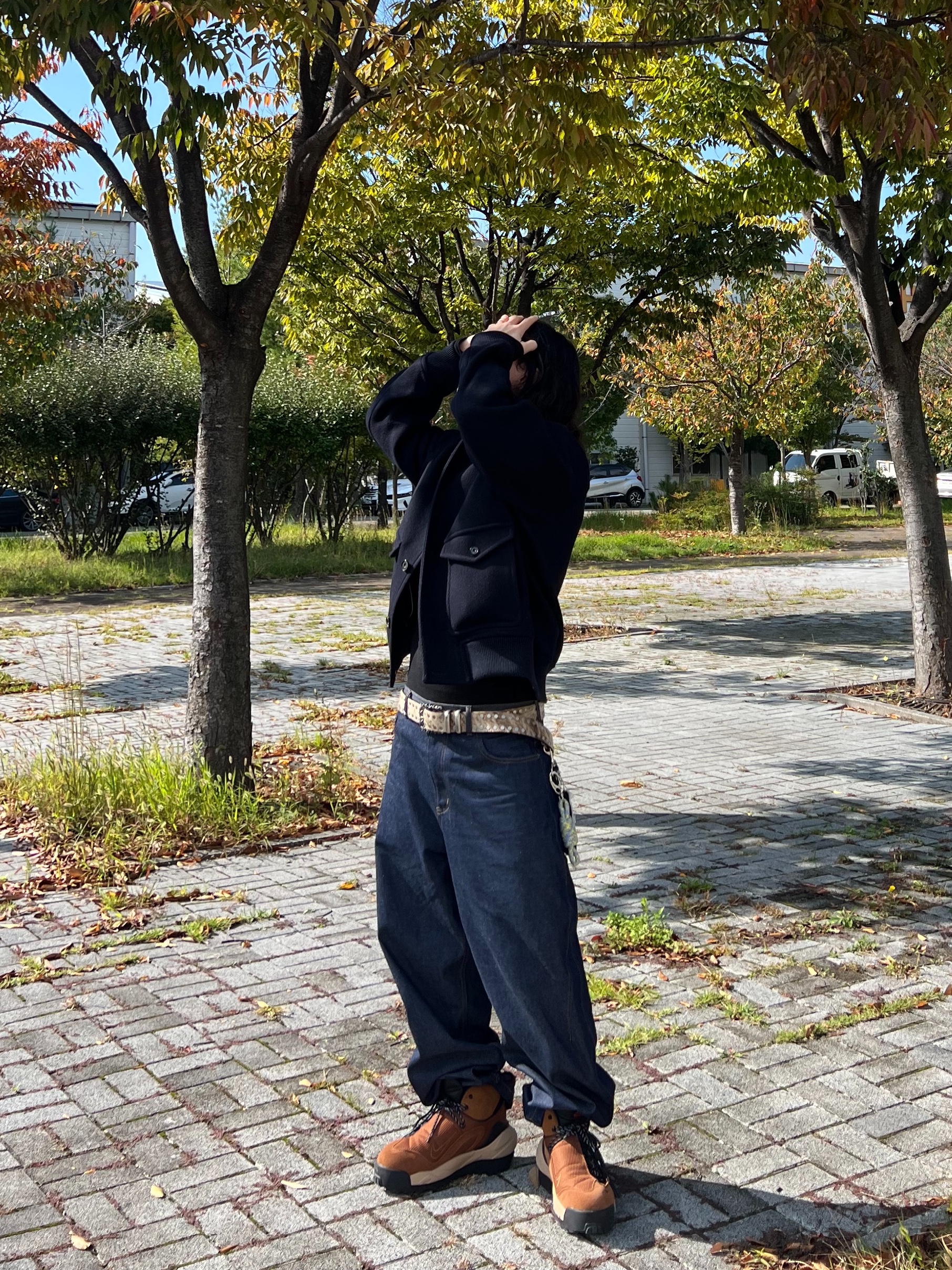 Nike x Sacai Magmascape SP Pecan 착용 스타일 - 4