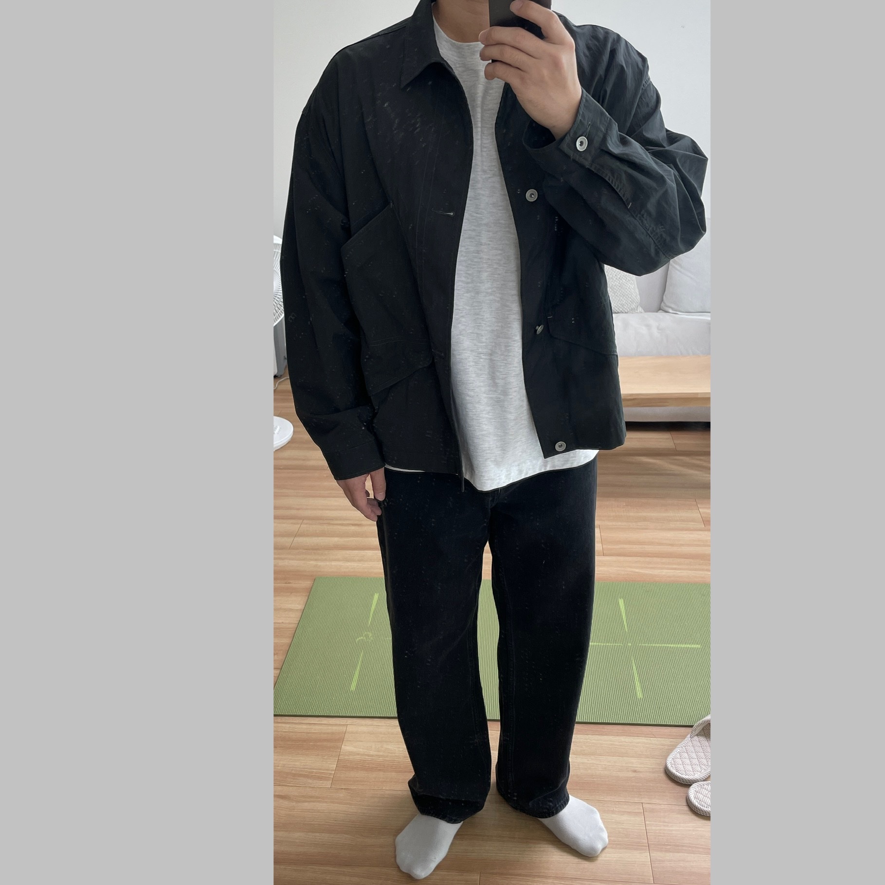 [SS25] moif Over Work Jacket Charcoal 착용 스타일