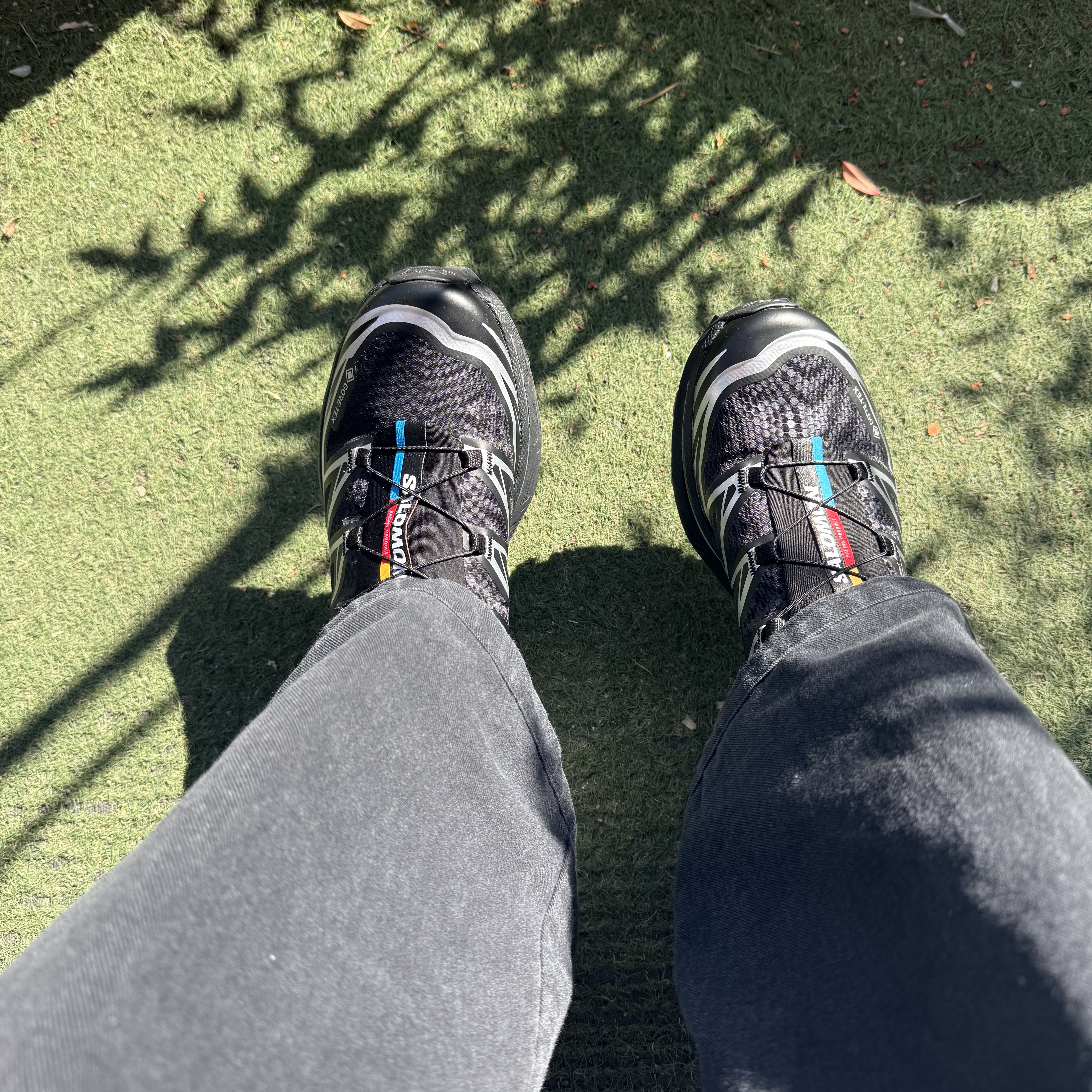 Salomon XT-6 GTX Black Silver 착용 스타일