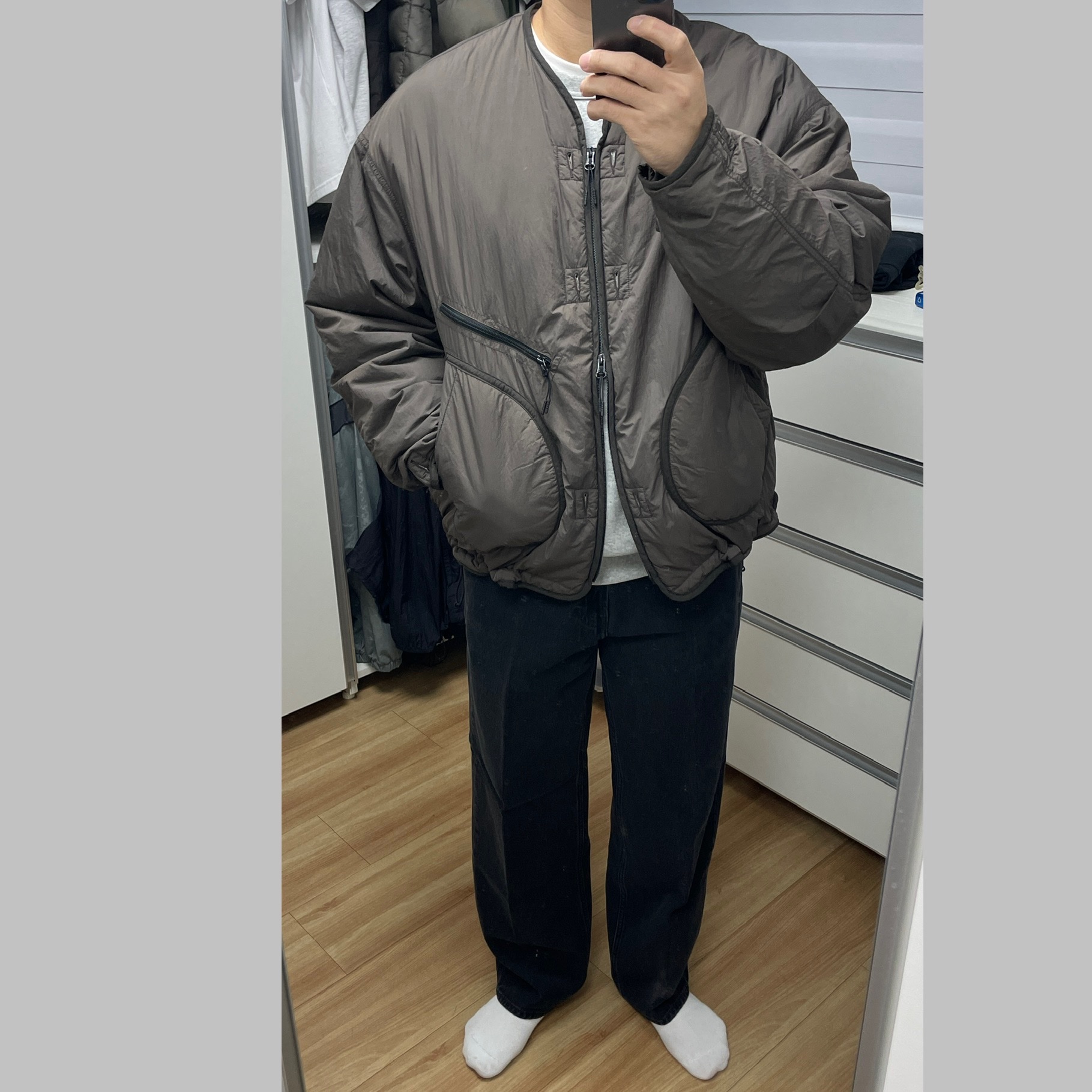 [FW25] moif Mil Liner Jacket Stone 착용 스타일