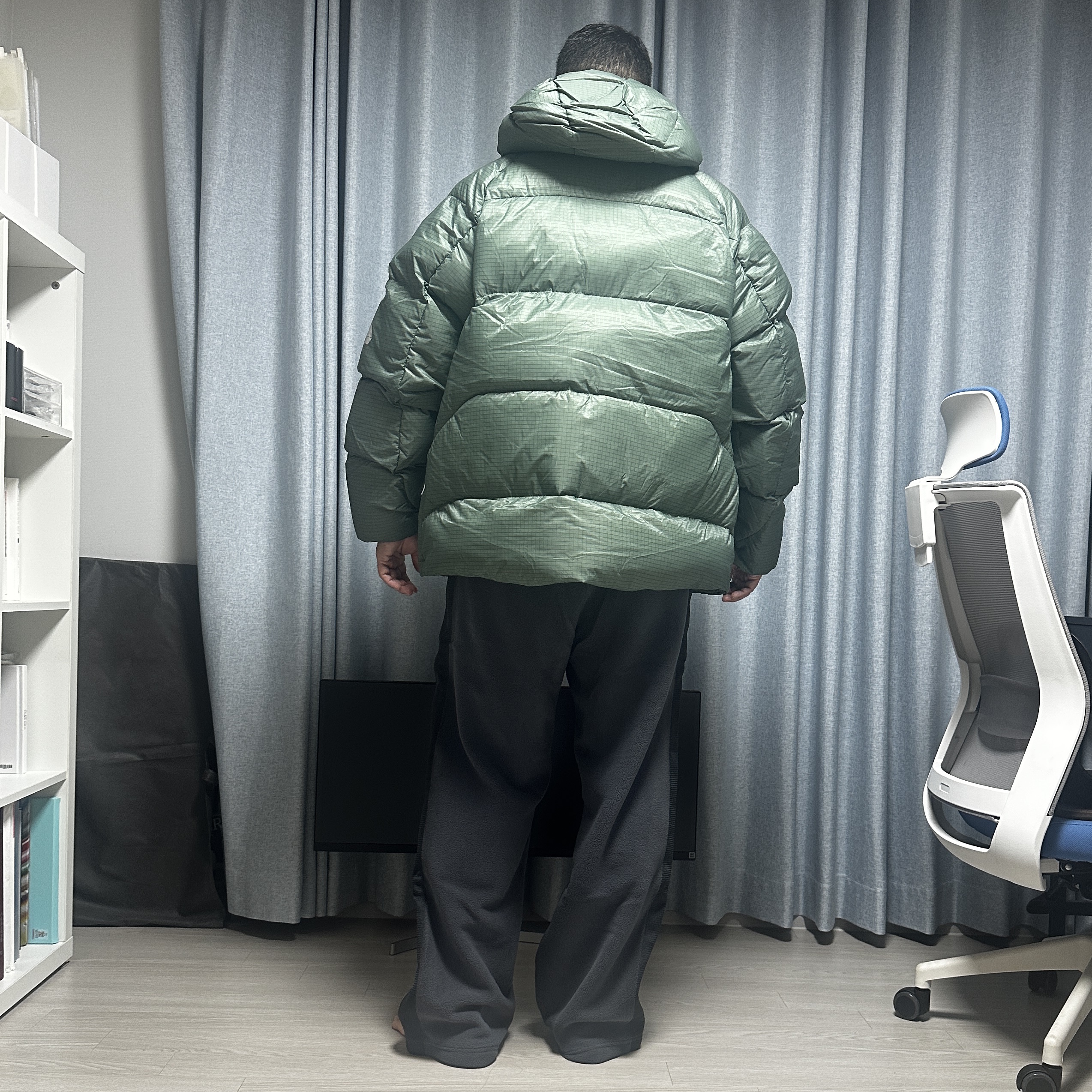 Palace Pertex Quantum RS Puffa Green - 25FW, Palace Pertex Quantum RS Puffa Black - 25FW 착용 스타일 - 3