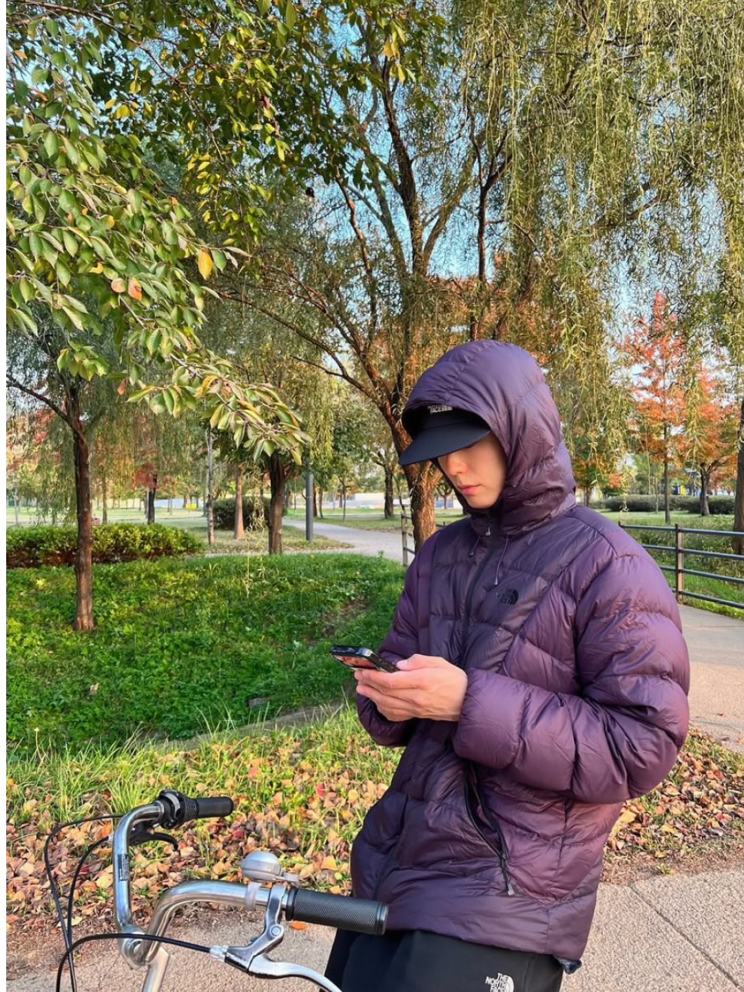 Montbell Superior Down Jacket Black, The North Face Matier EX RDS Down Hoodie Black 착용 스타일 - 3