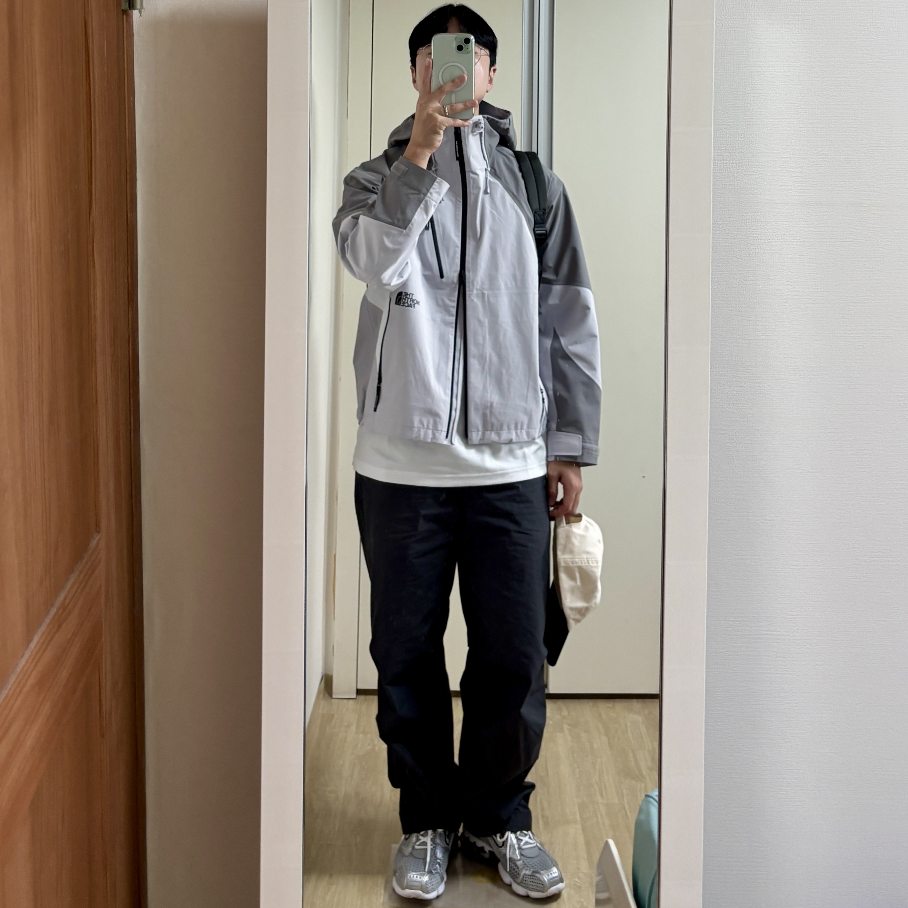 Nike Air Zoom Spiridon Cage 2 Metallic Silver 착용 스타일 - 1