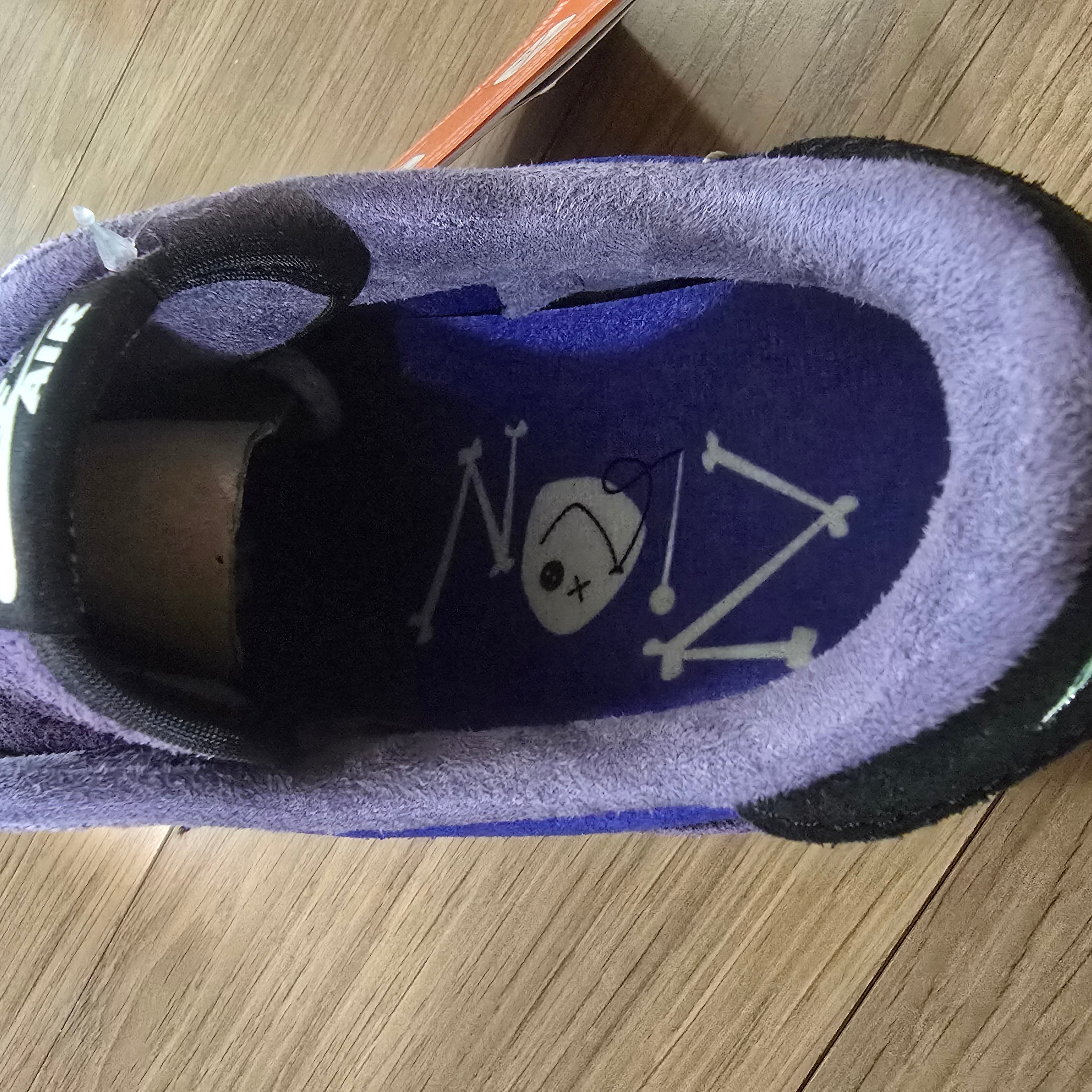 Jordan 1 x Zion Williamson Retro Low OG Regency Purple and Dark Raisin 착용 스타일 - 1
