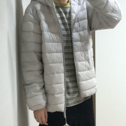 Spao Thin-Light Hooded Jacket Light Gray 착용 스타일
