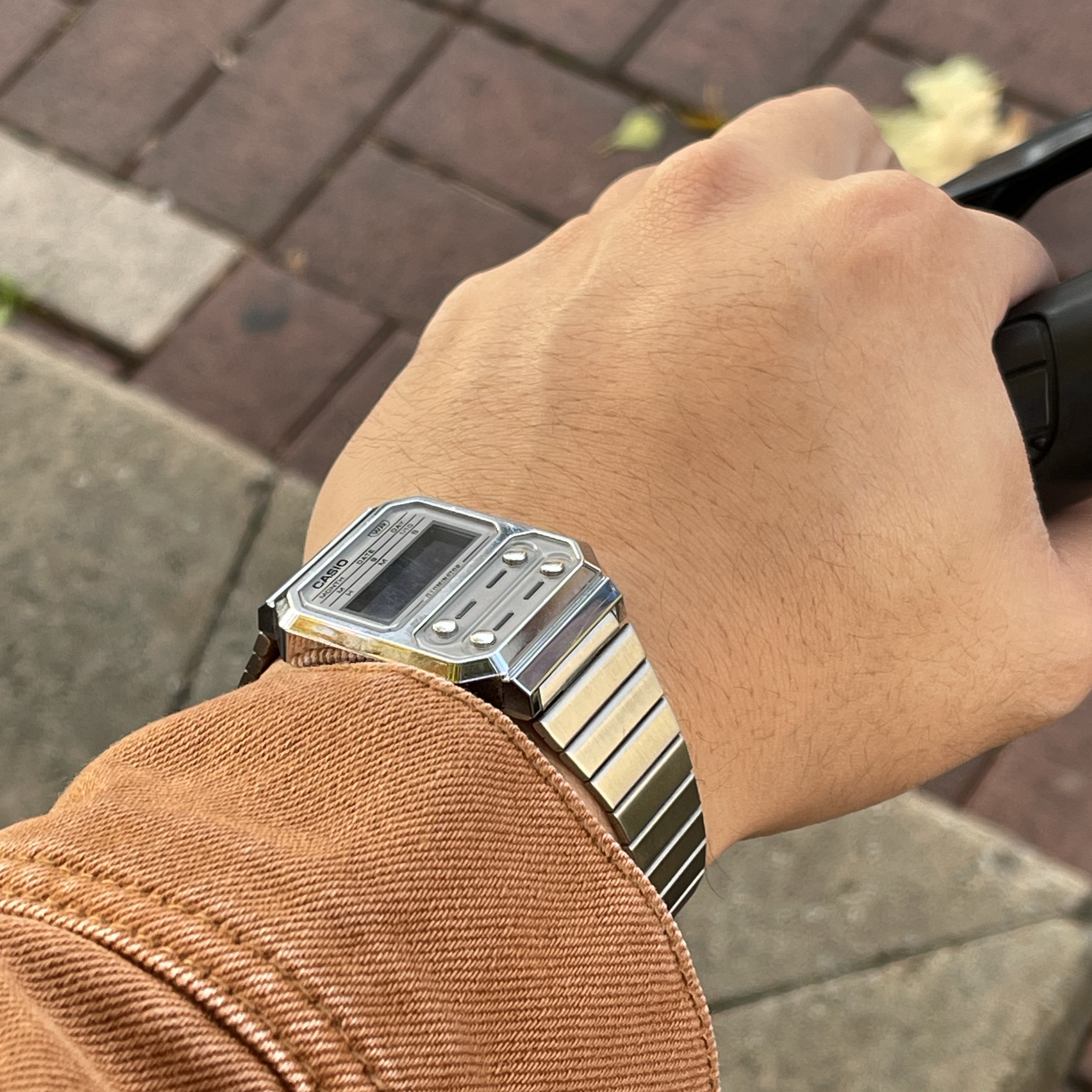 Casio A100WE-7B 착용 스타일 - 2