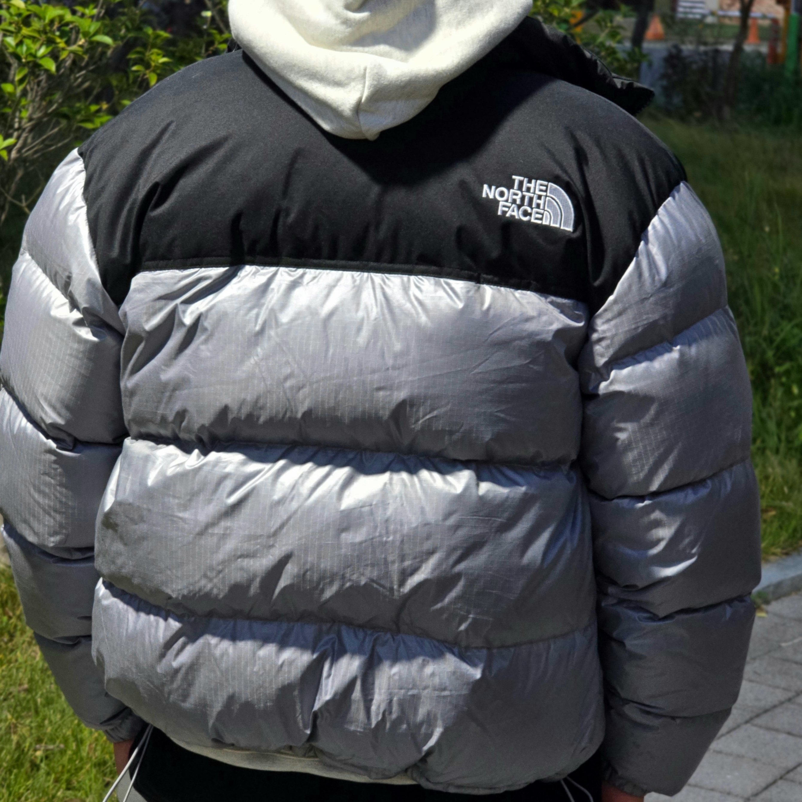The North Face White Label Novelty Nuptse Down Jacket Heather Gray 착용 스타일 - 3