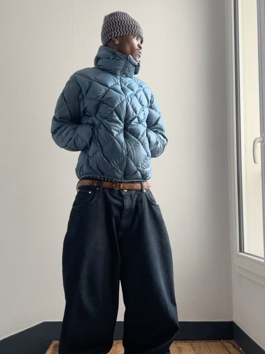 Montbell Superior Down Jacket Black, The North Face Matier EX RDS Down Hoodie Black 착용 스타일 - 4